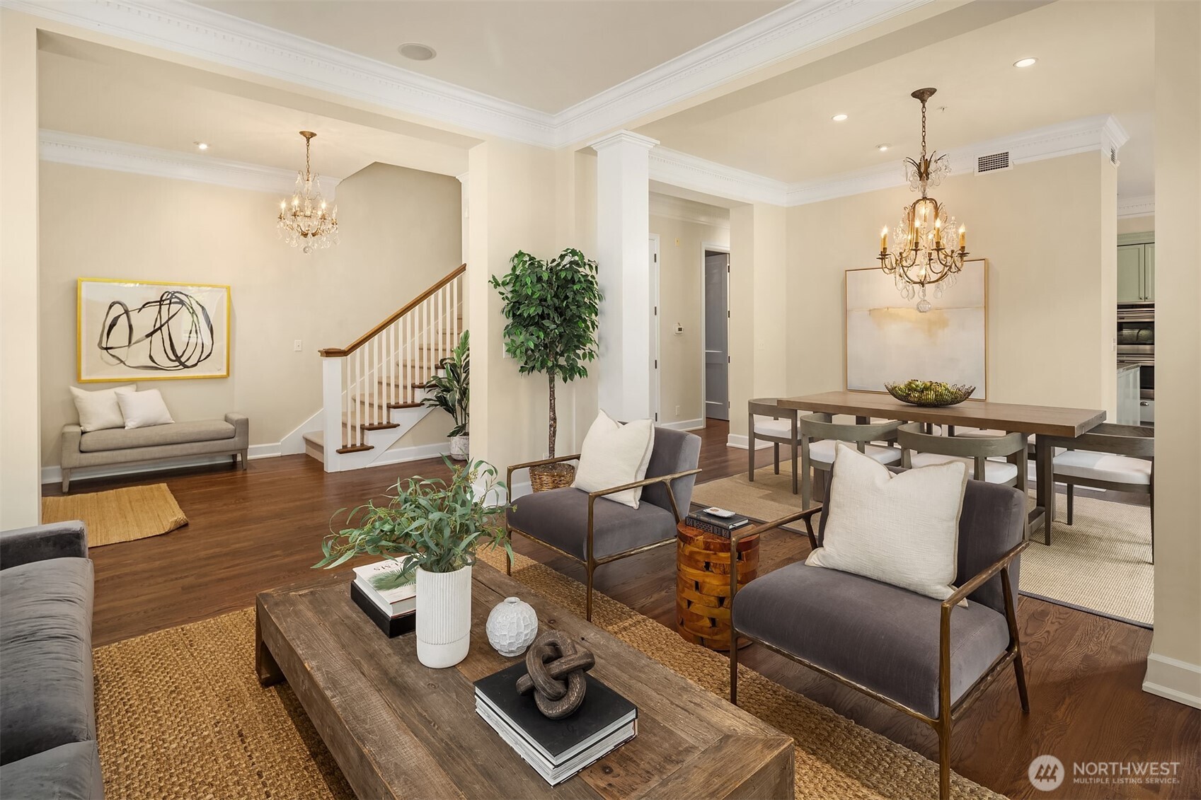 101 W Comstock Street Unit: 101