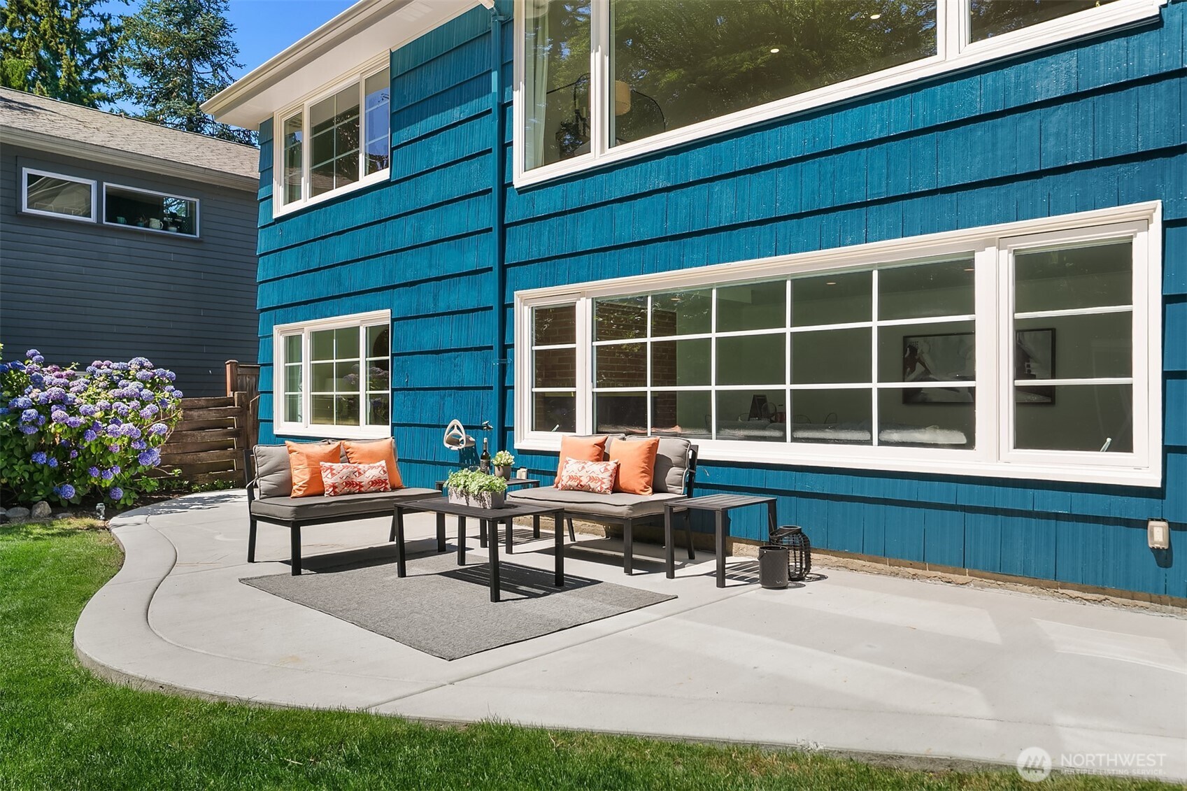 4727 NE 55th Street