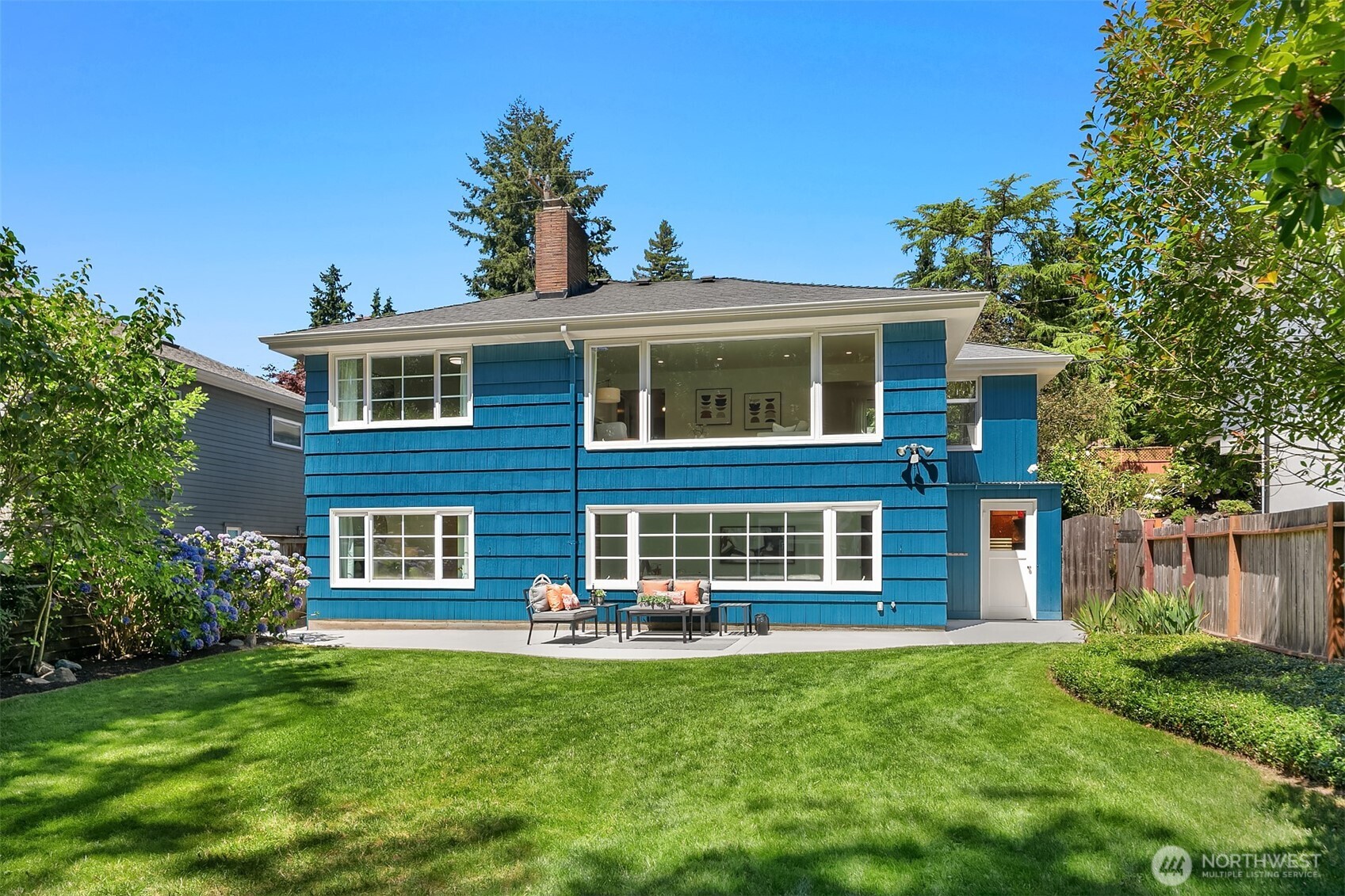 4727 NE 55th Street