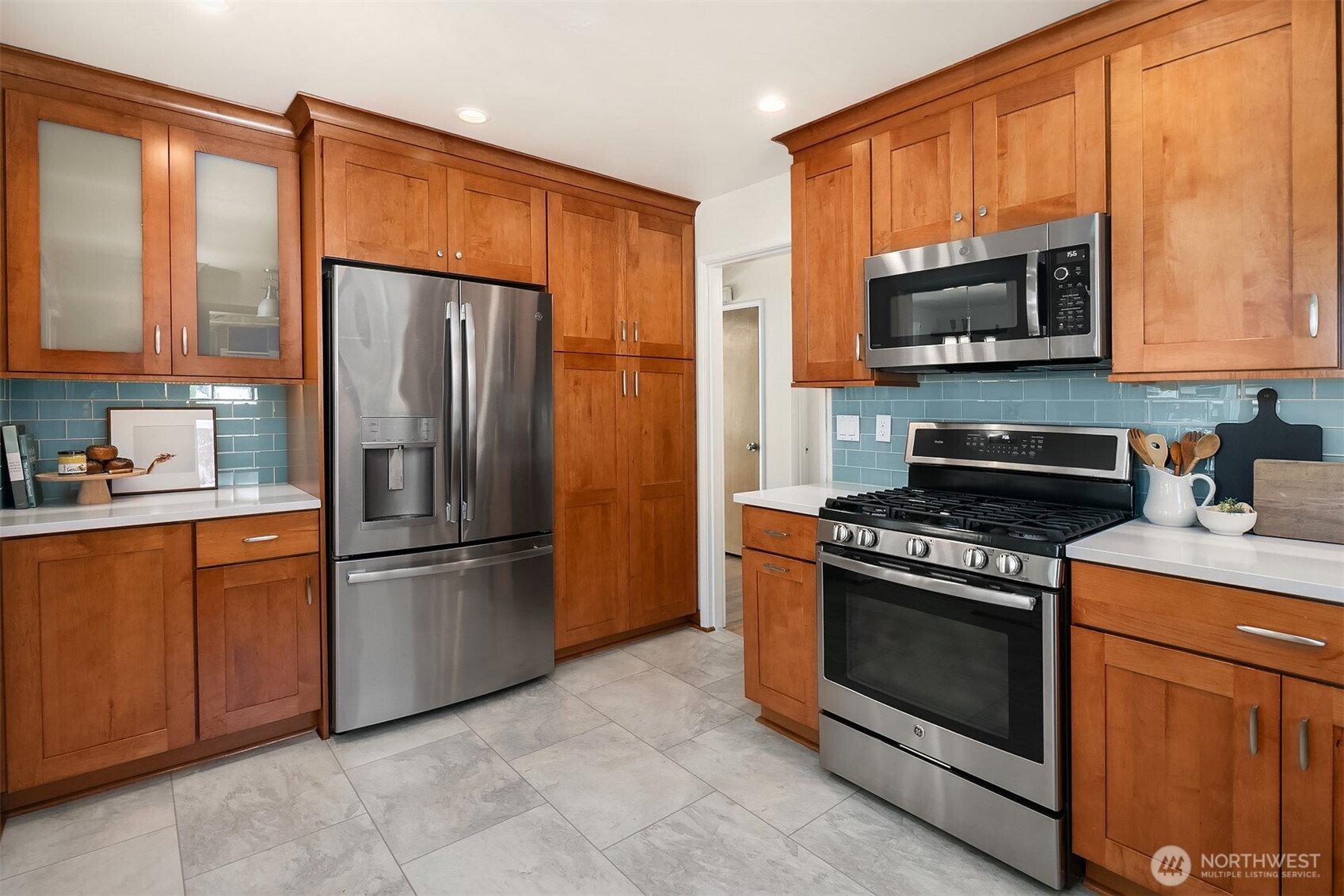 4727 NE 55th Street