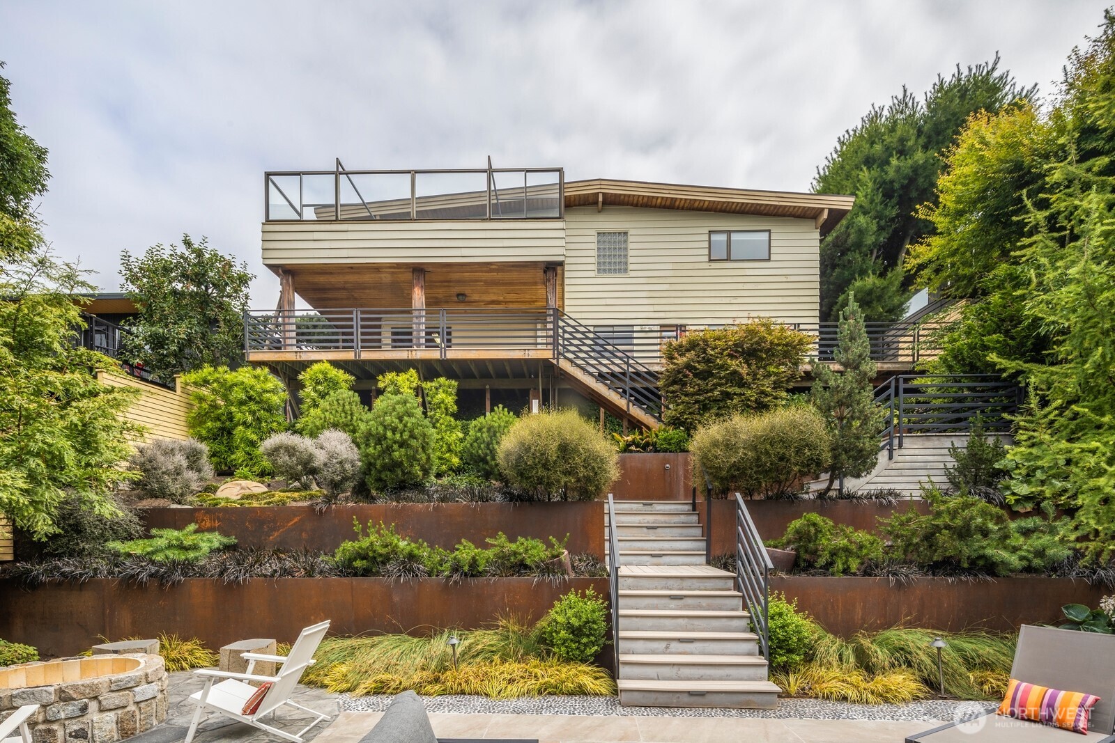 5621 SW Manning Street