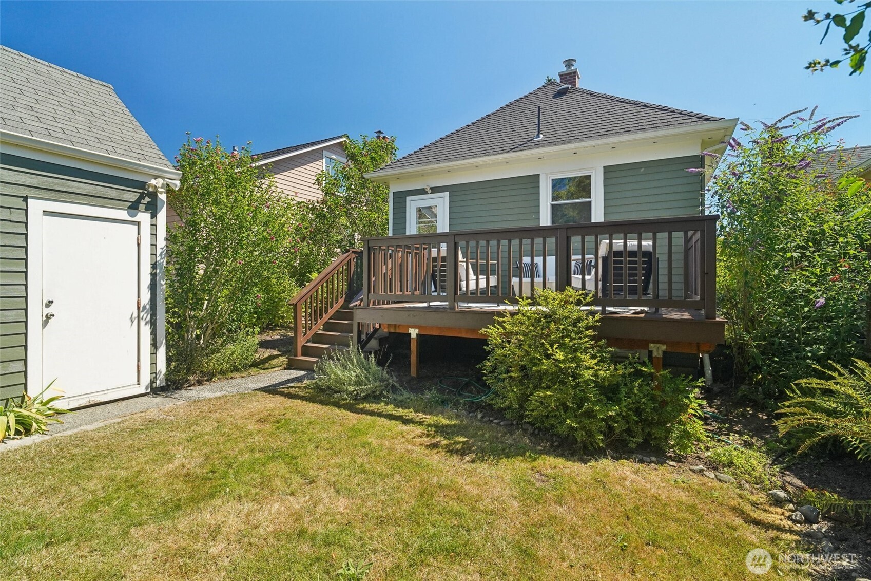 8045 14th Avenue NE