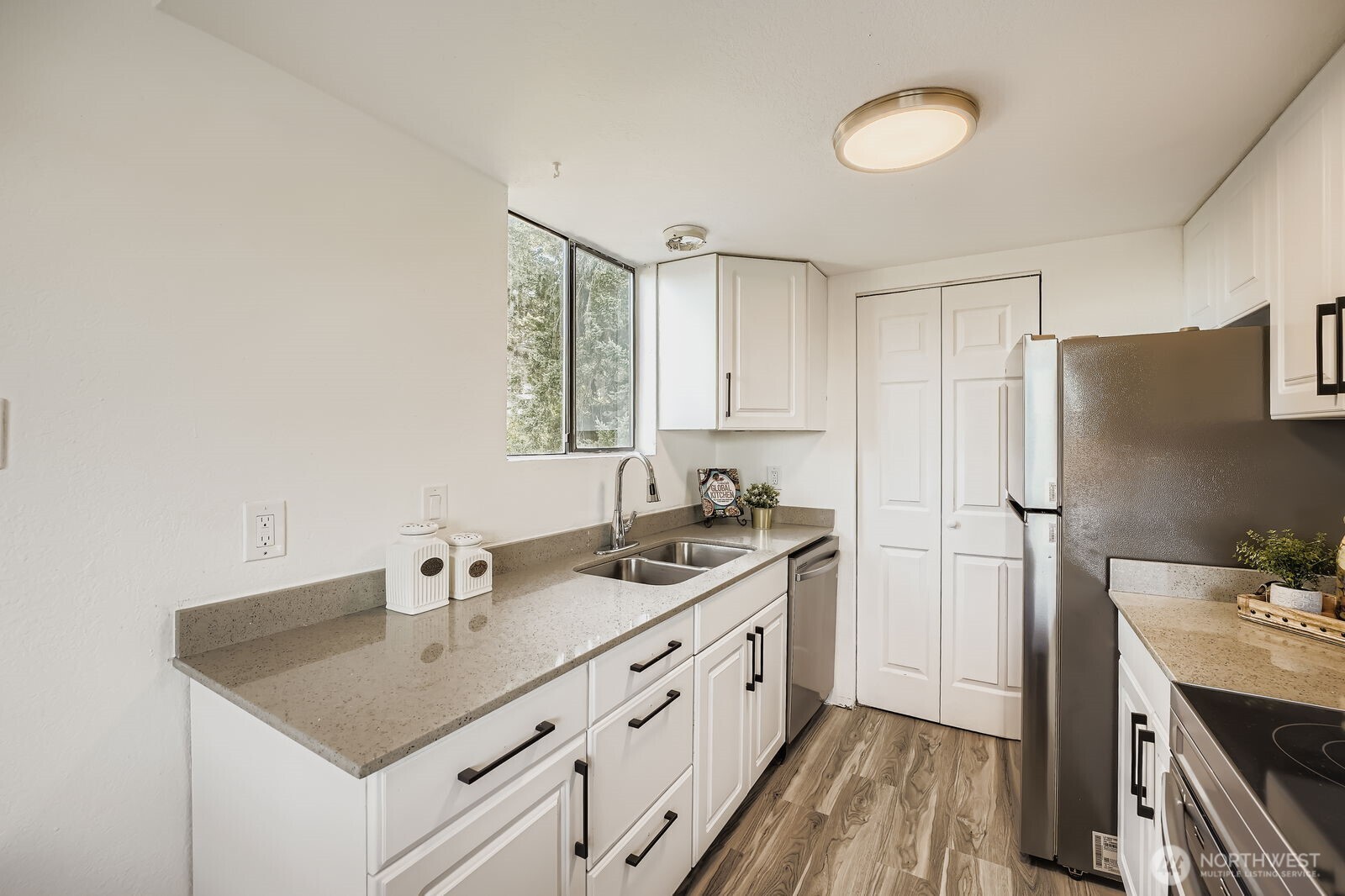 3523 S 160 Street Unit: C5