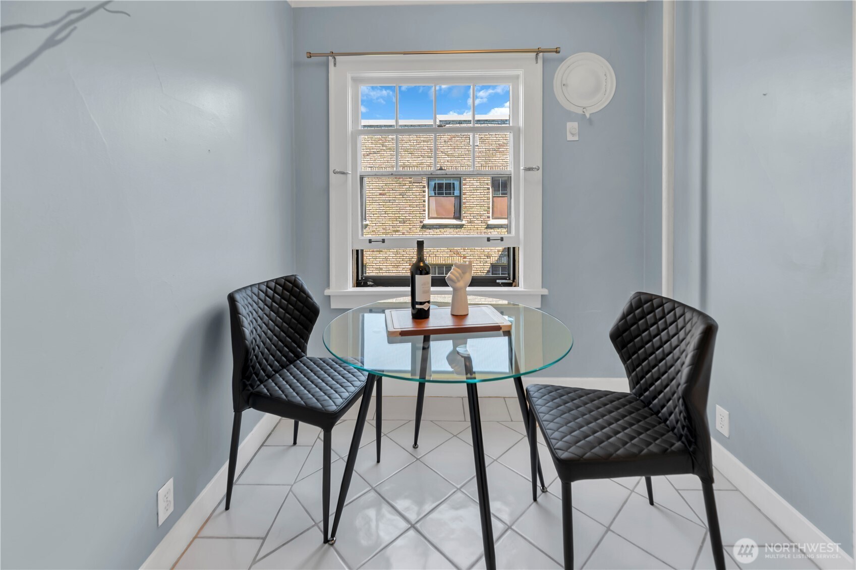 1605 E Olive Street Unit: 301