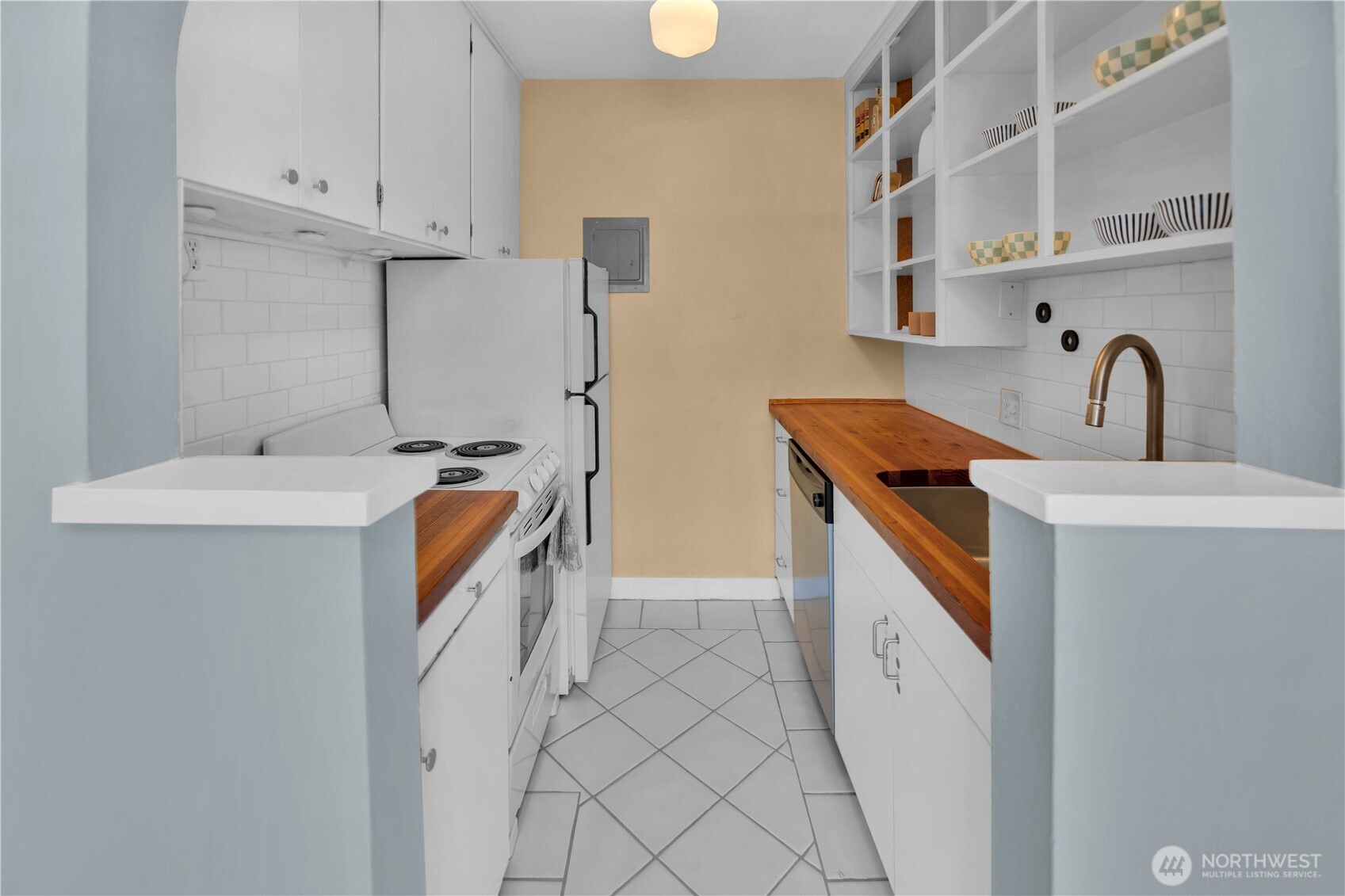 1605 E Olive Street Unit: 301