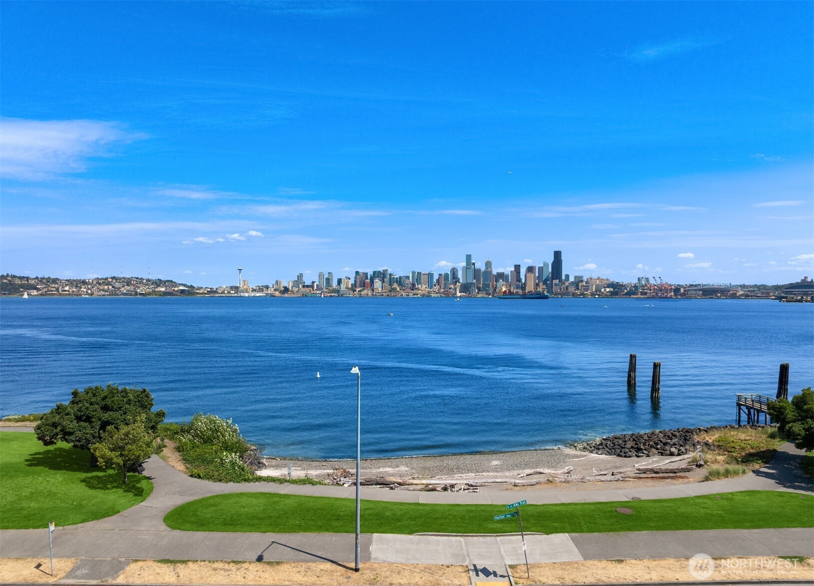 1737 Harbor Avenue SW Unit: S402