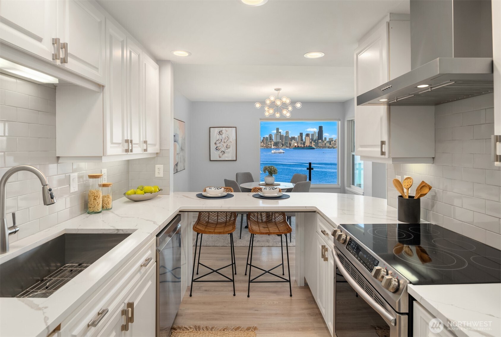 1737 Harbor Avenue SW Unit: S402