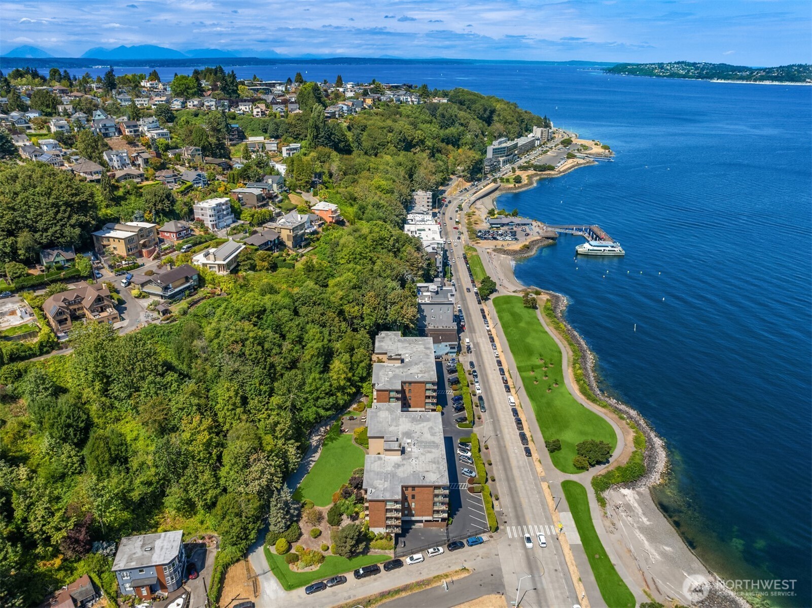 1737 Harbor Avenue SW Unit: S402