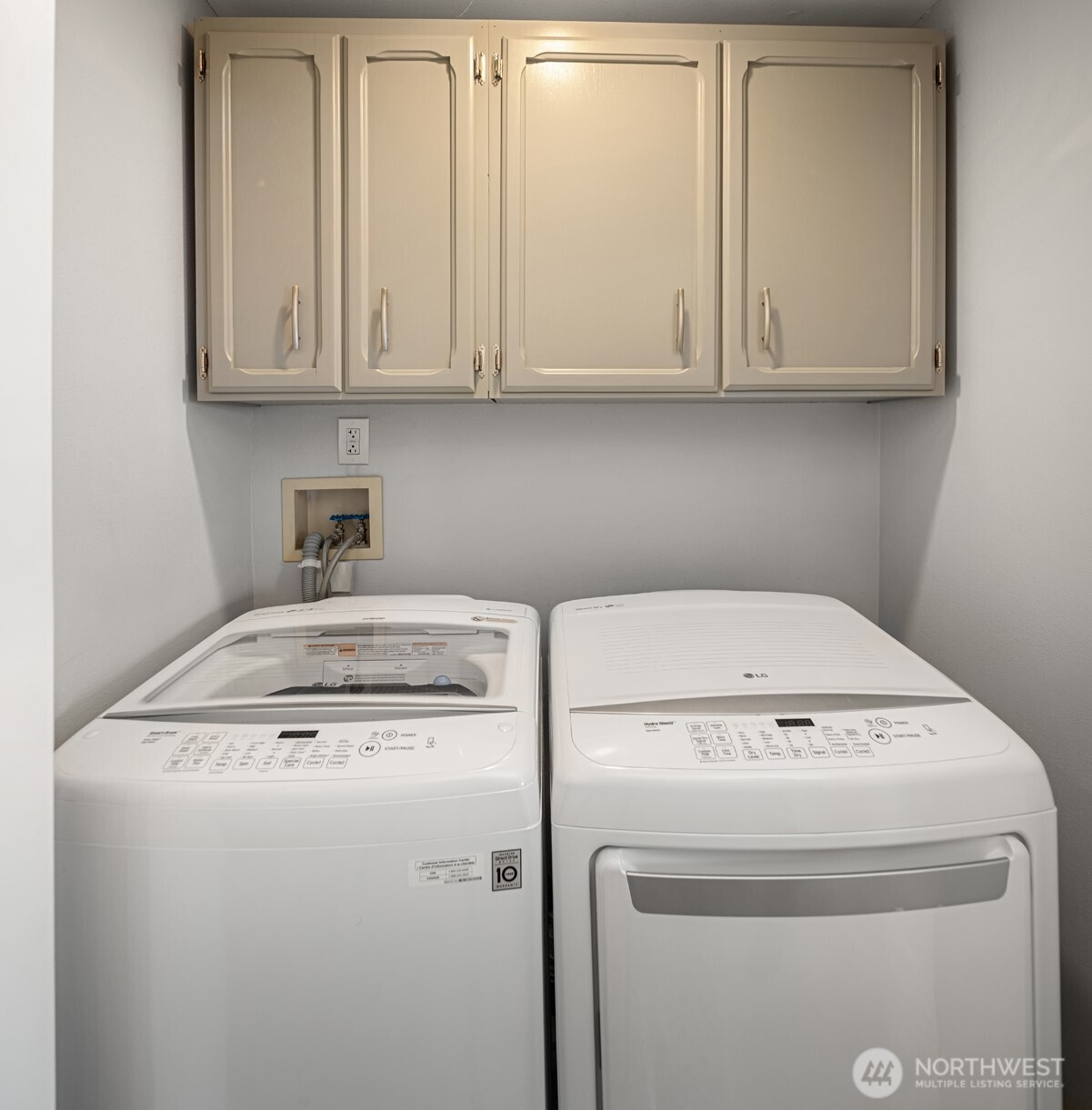 1737 Harbor Avenue SW Unit: S402