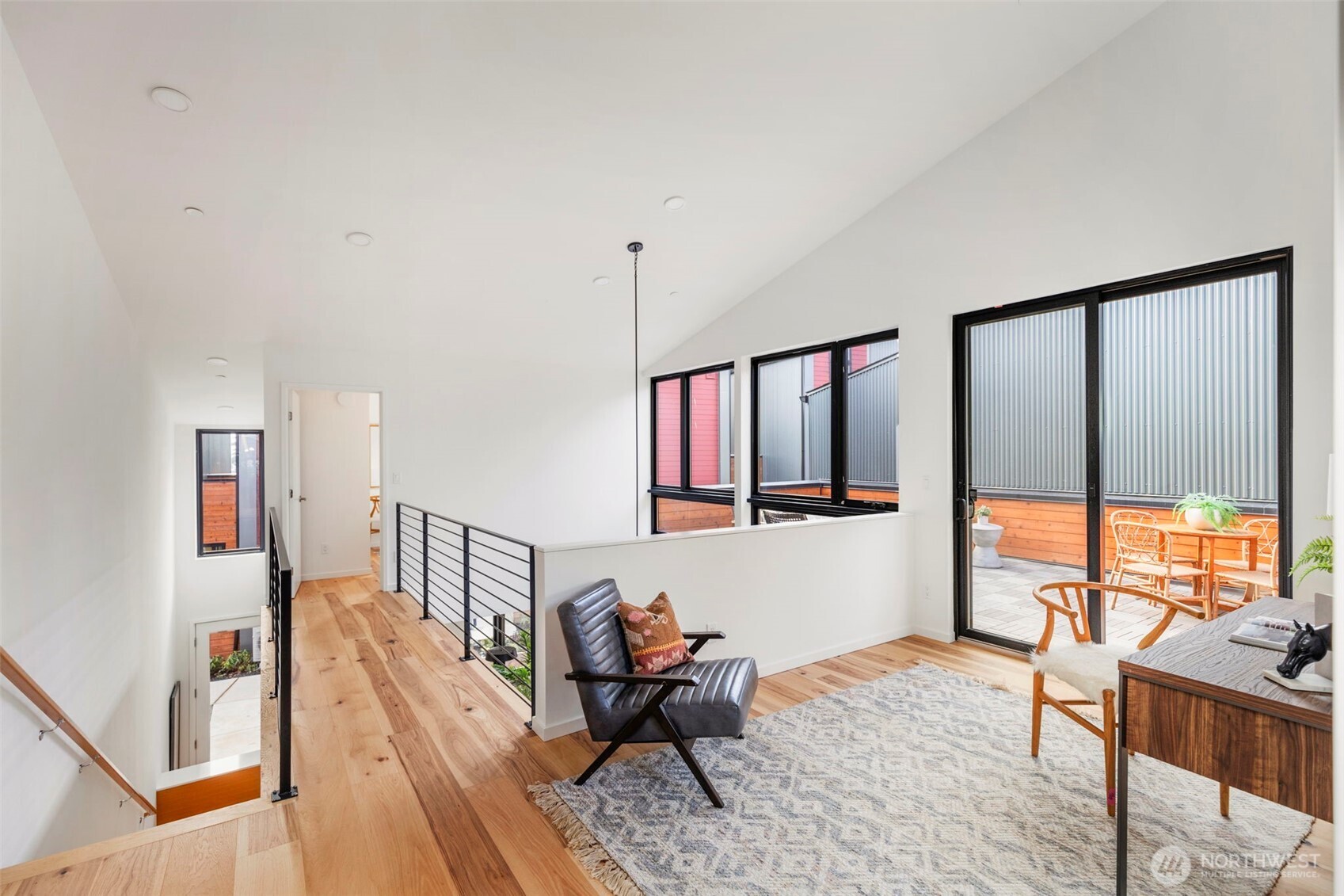 220 Canopy Path NW