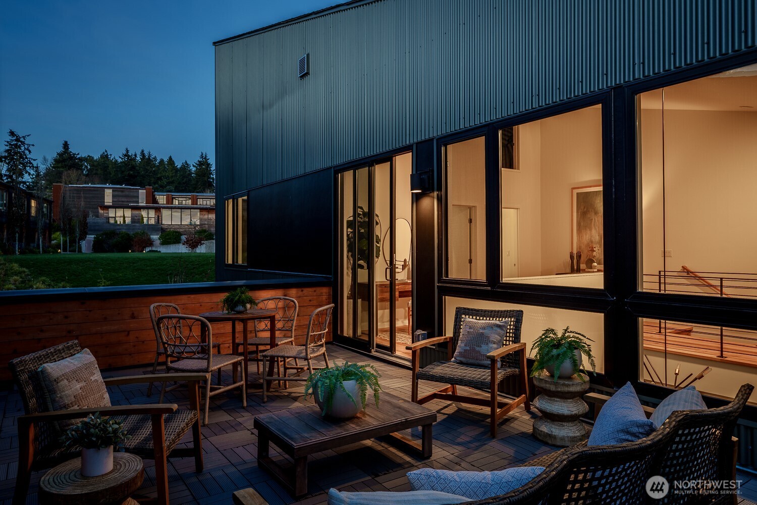 220 Canopy Path NW