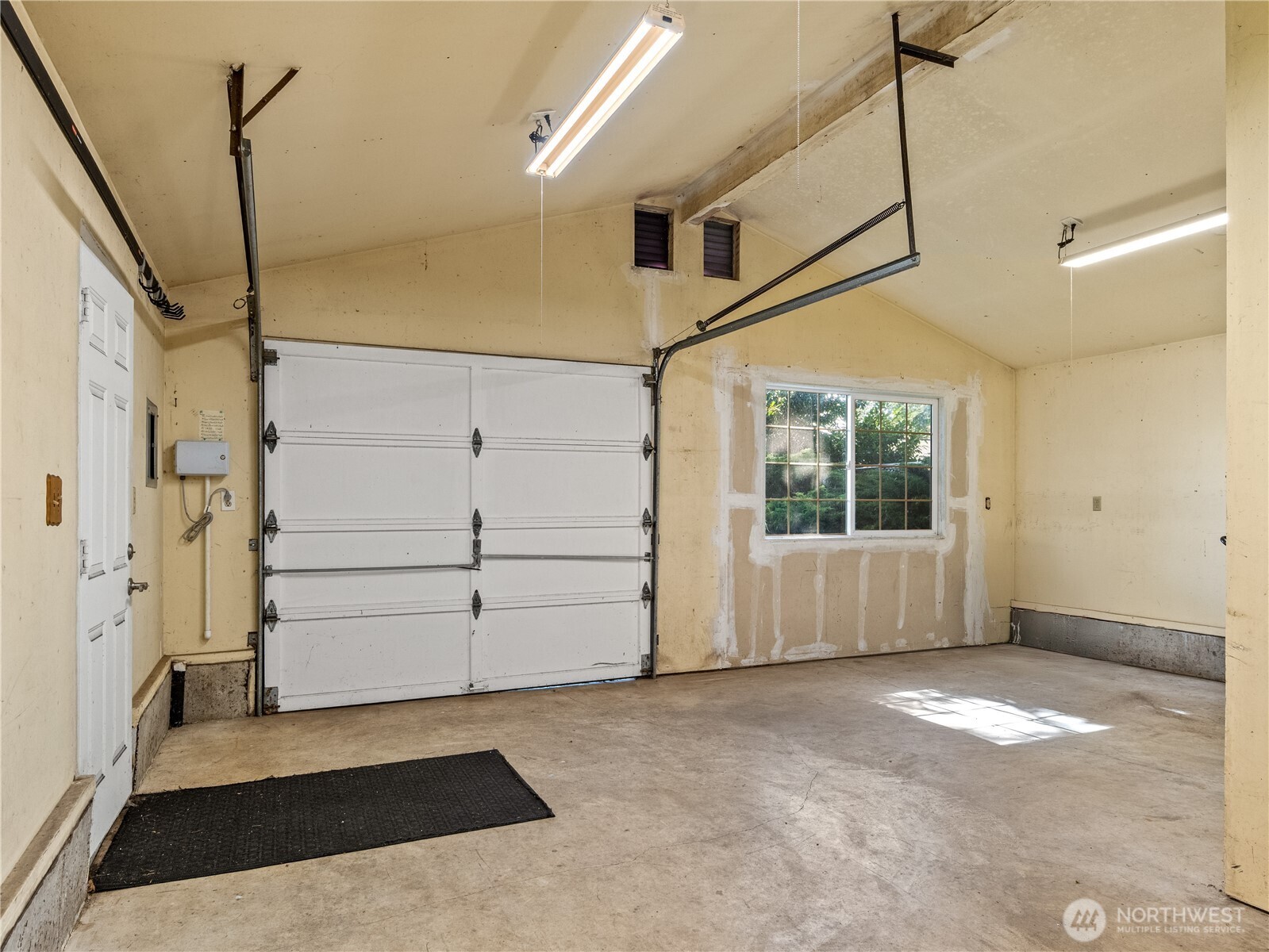 10510 Becker Drive SW