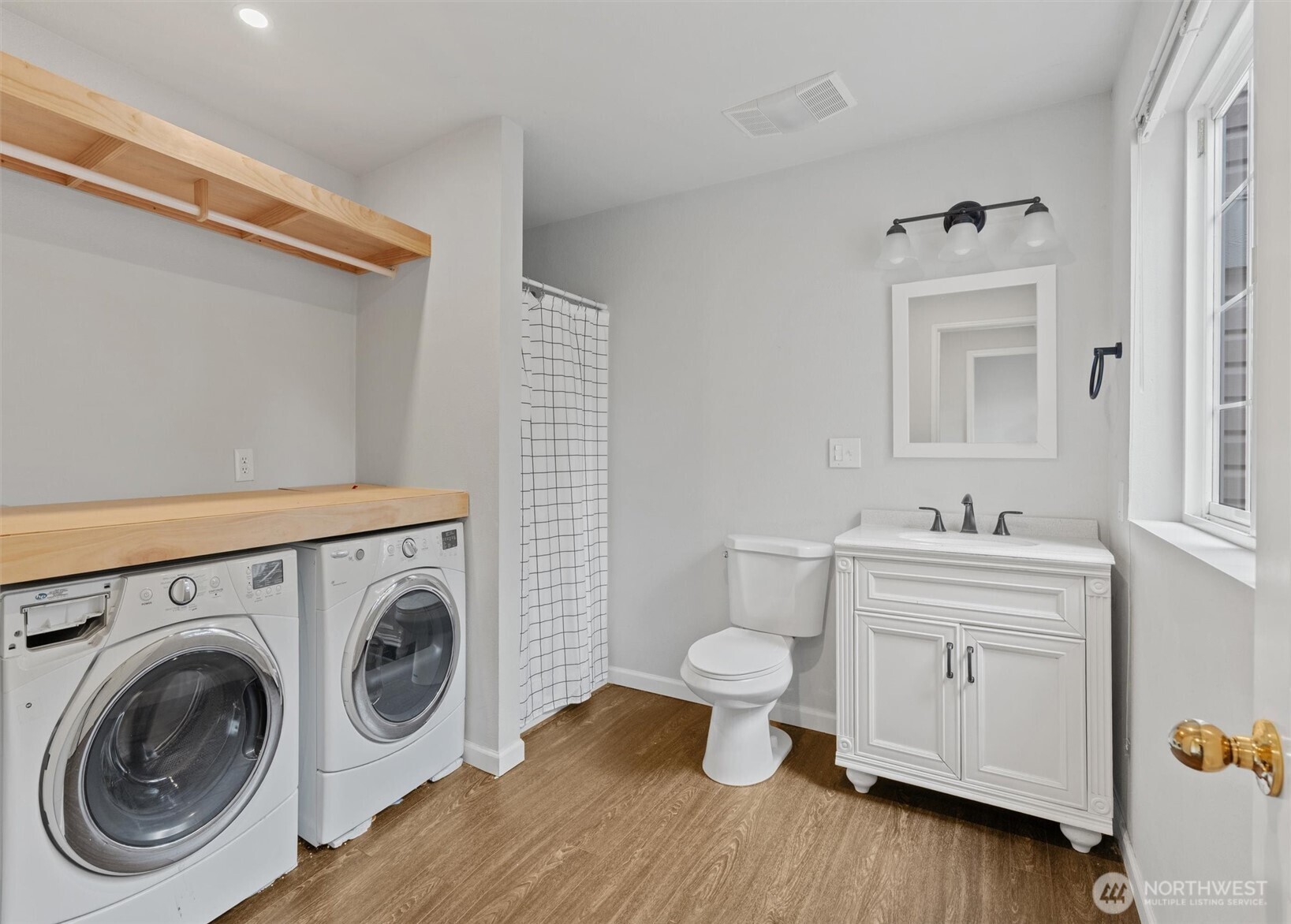 8629 240th Street SW Unit: B4