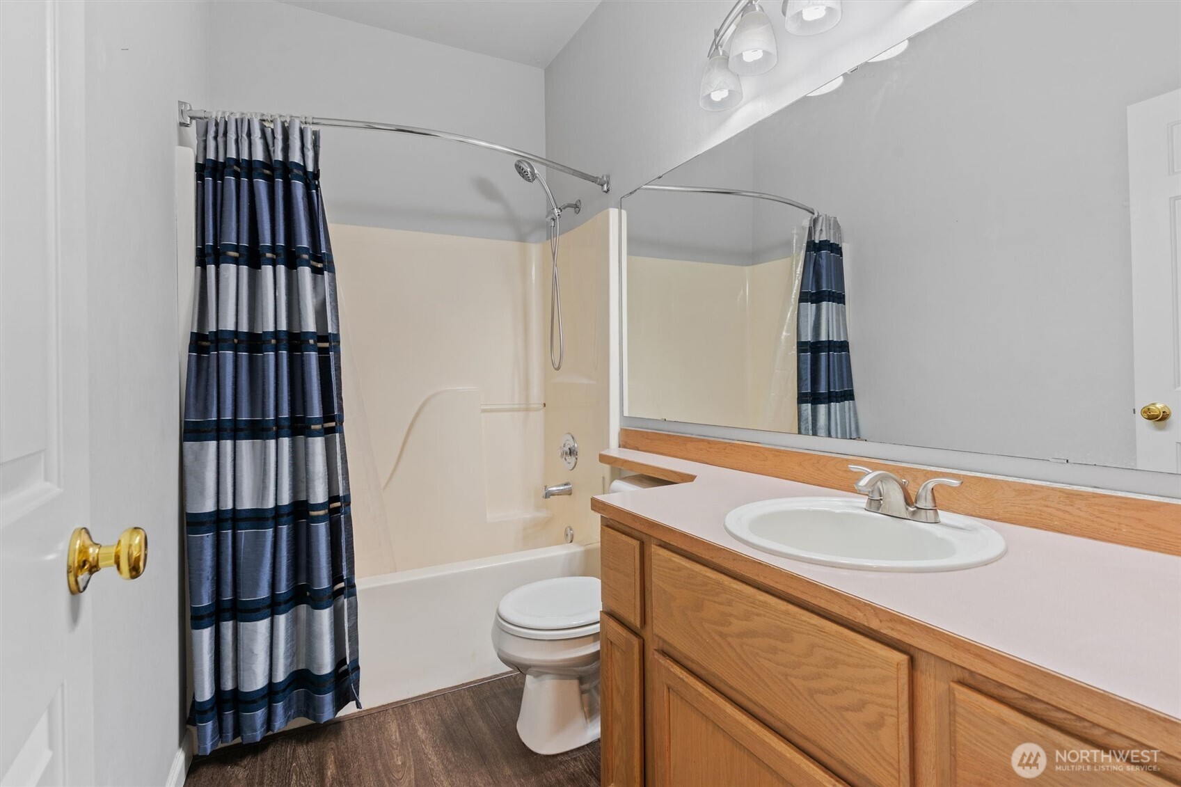 8629 240th Street SW Unit: B4