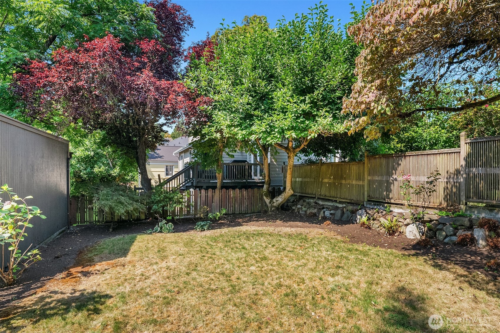 4311 50th Avenue NE