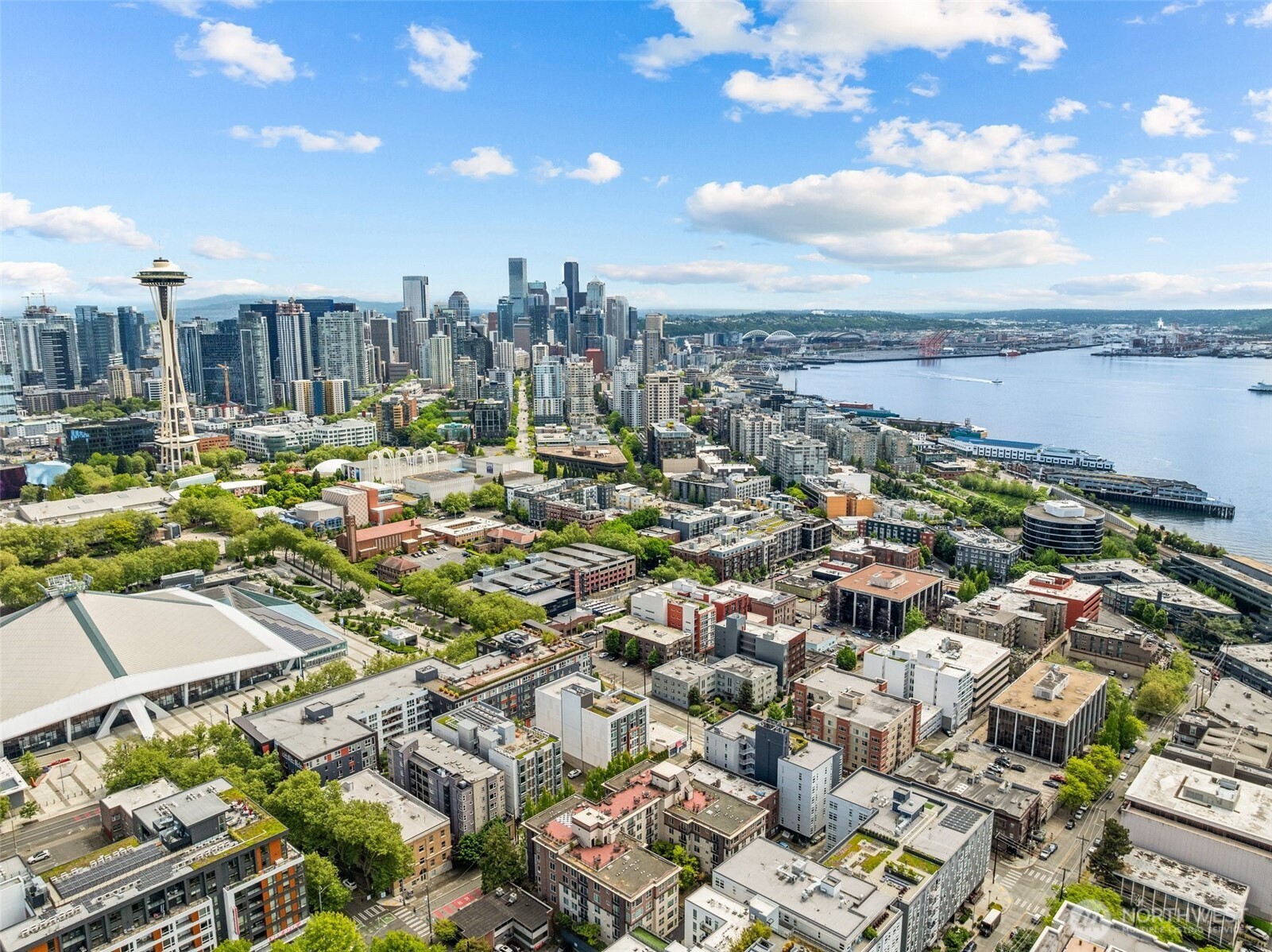 323 Queen Anne Avenue N Unit: 502