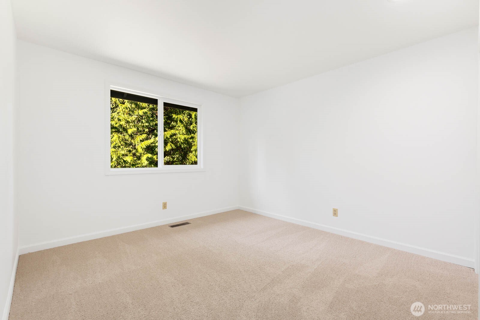 6117 142nd Court NE