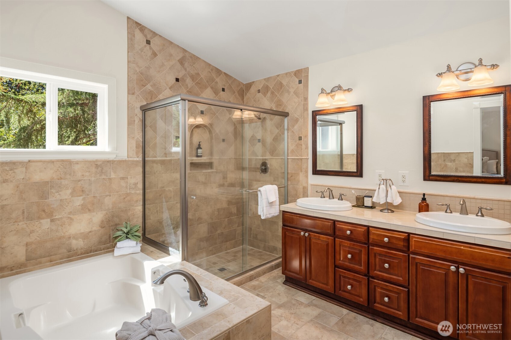 22925 NE 15th Place