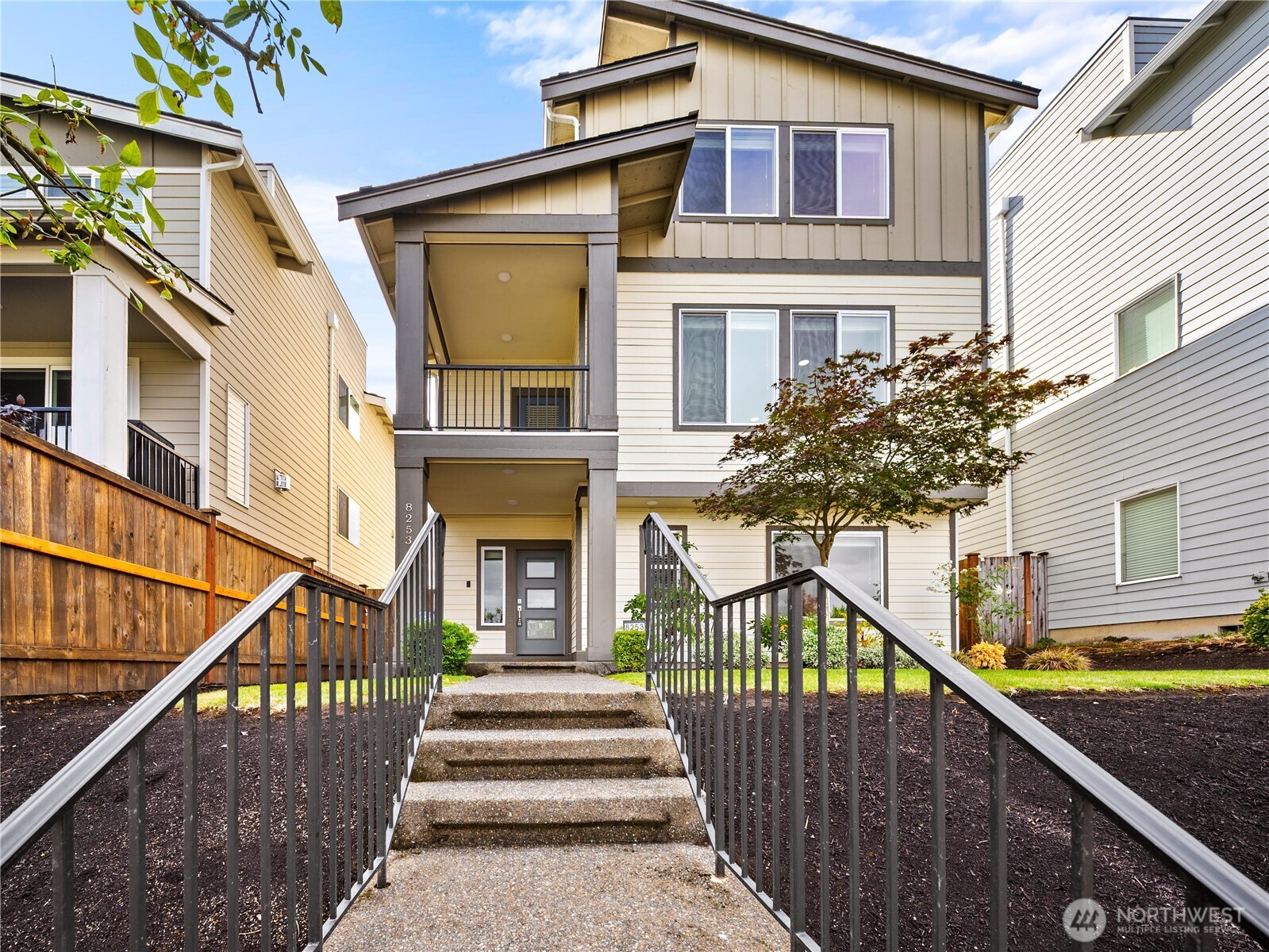 8253 S 118th Street