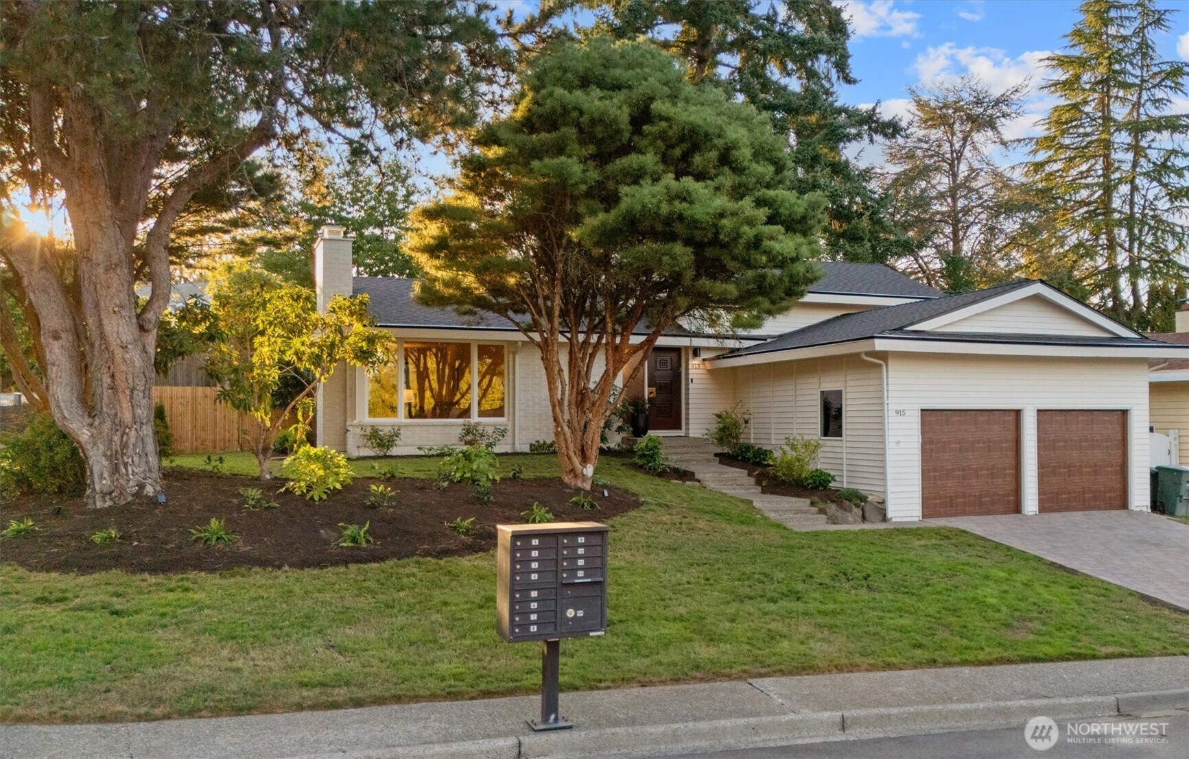 915 145th Place SE