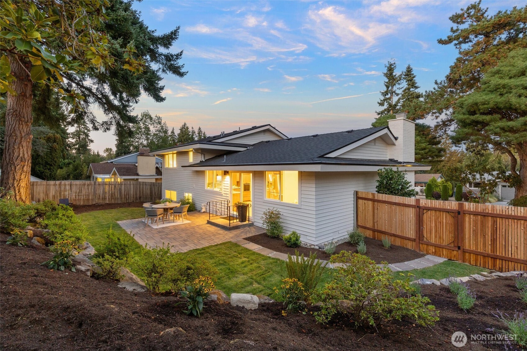 915 145th Place SE
