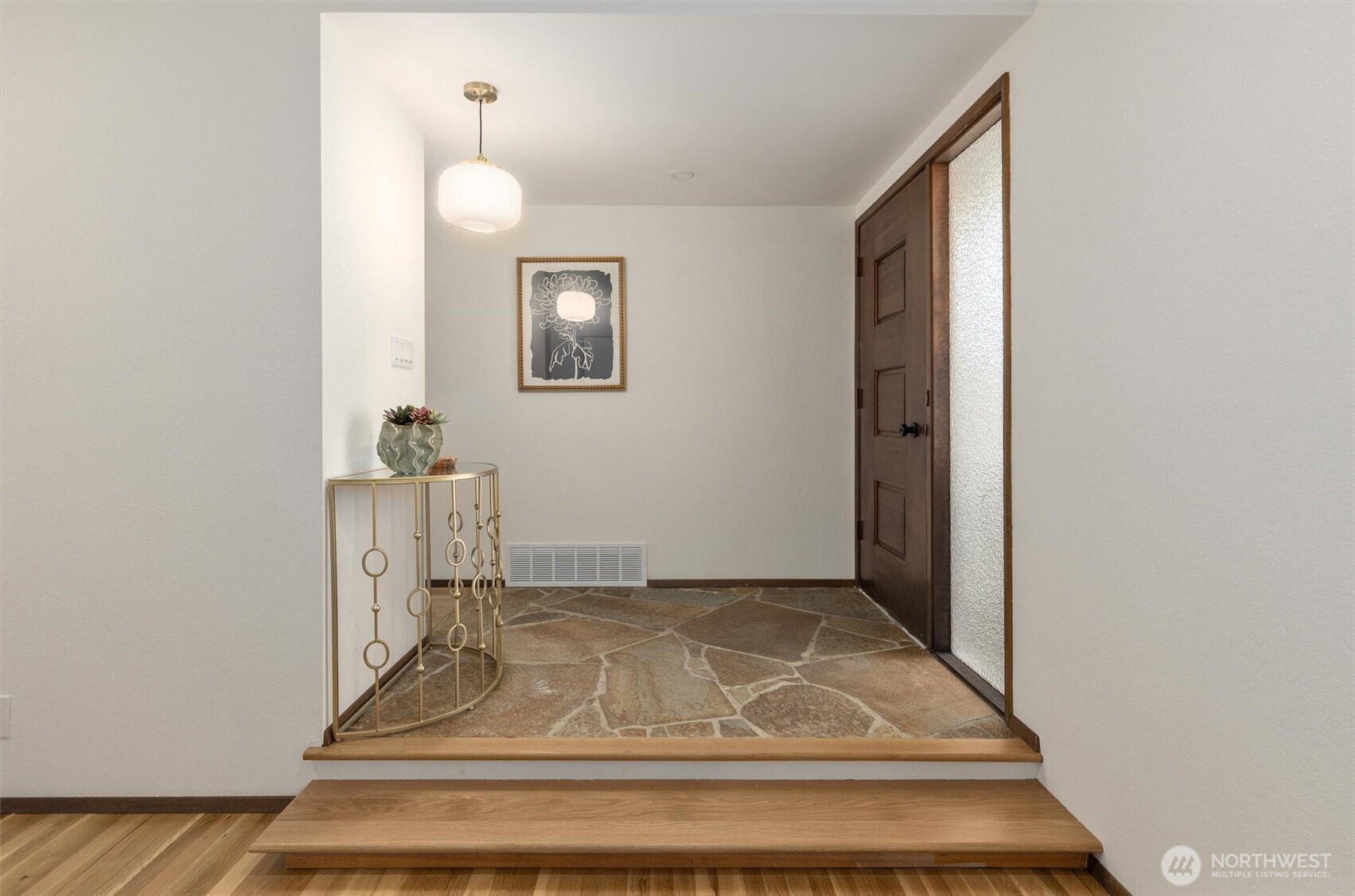 915 145th Place SE