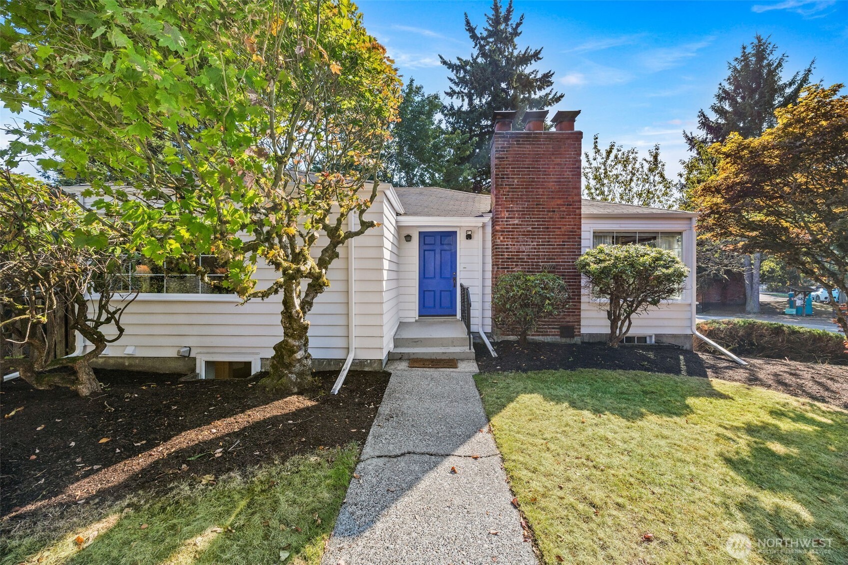 1911 NE 107th Street