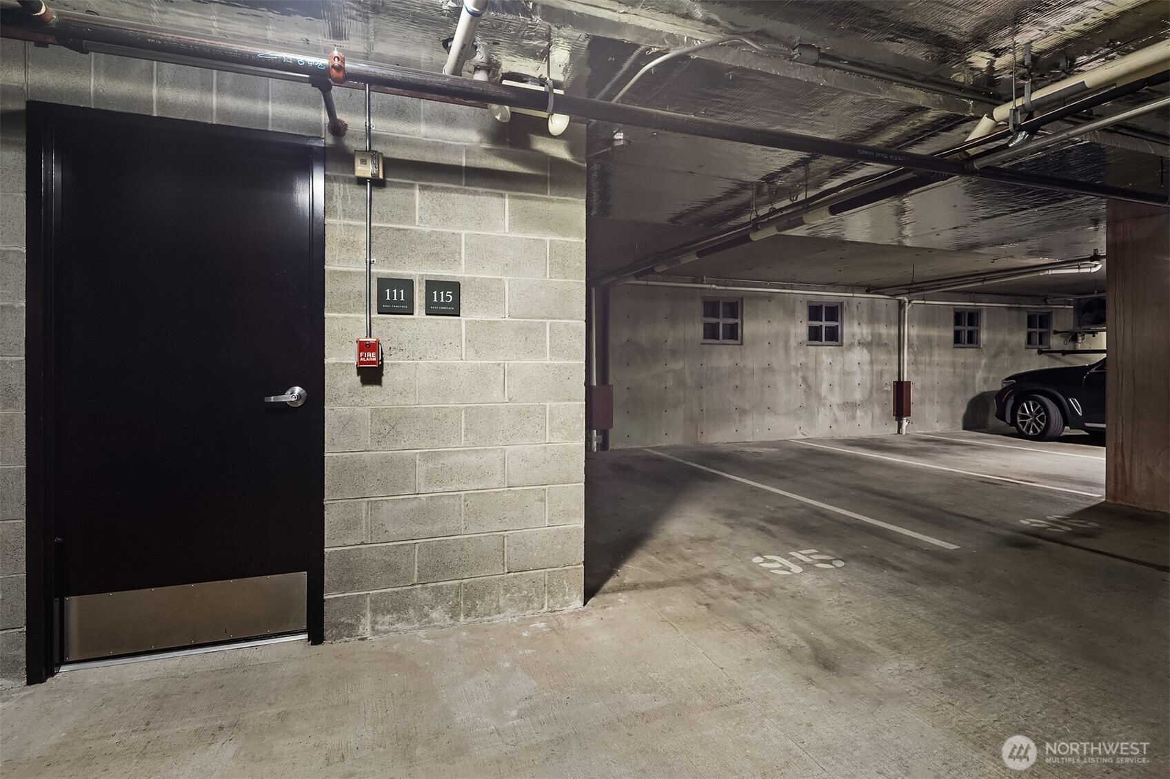 115 W Comstock Street