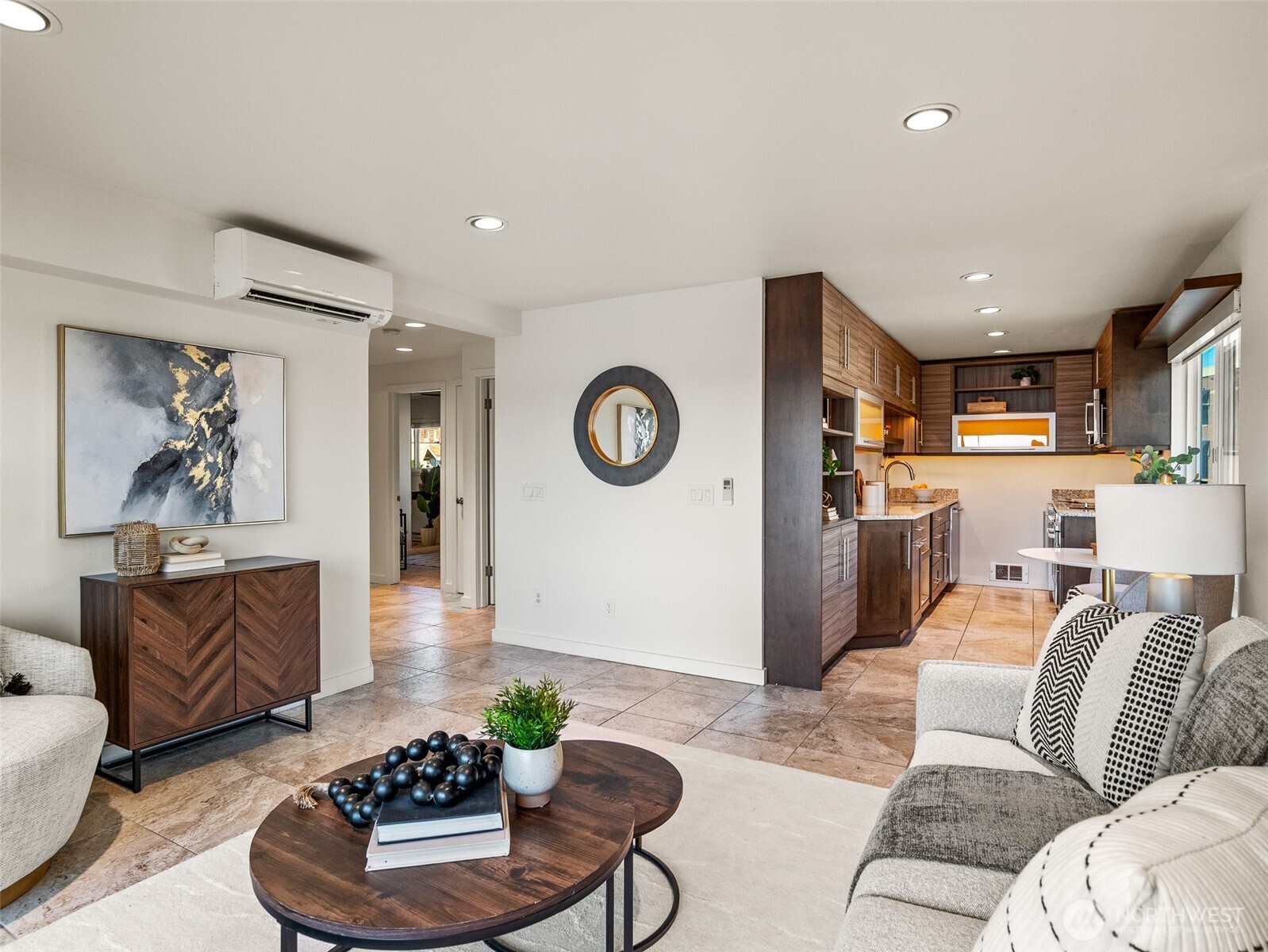 65 Kirkland Avenue Unit: 201