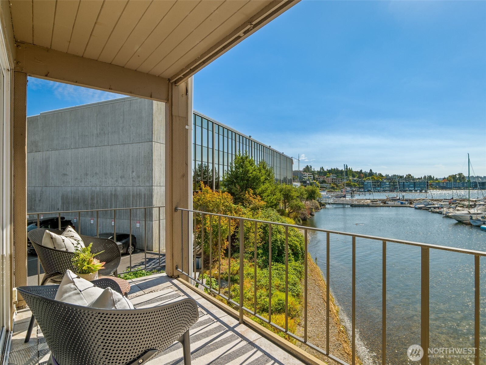65 Kirkland Avenue Unit: 201