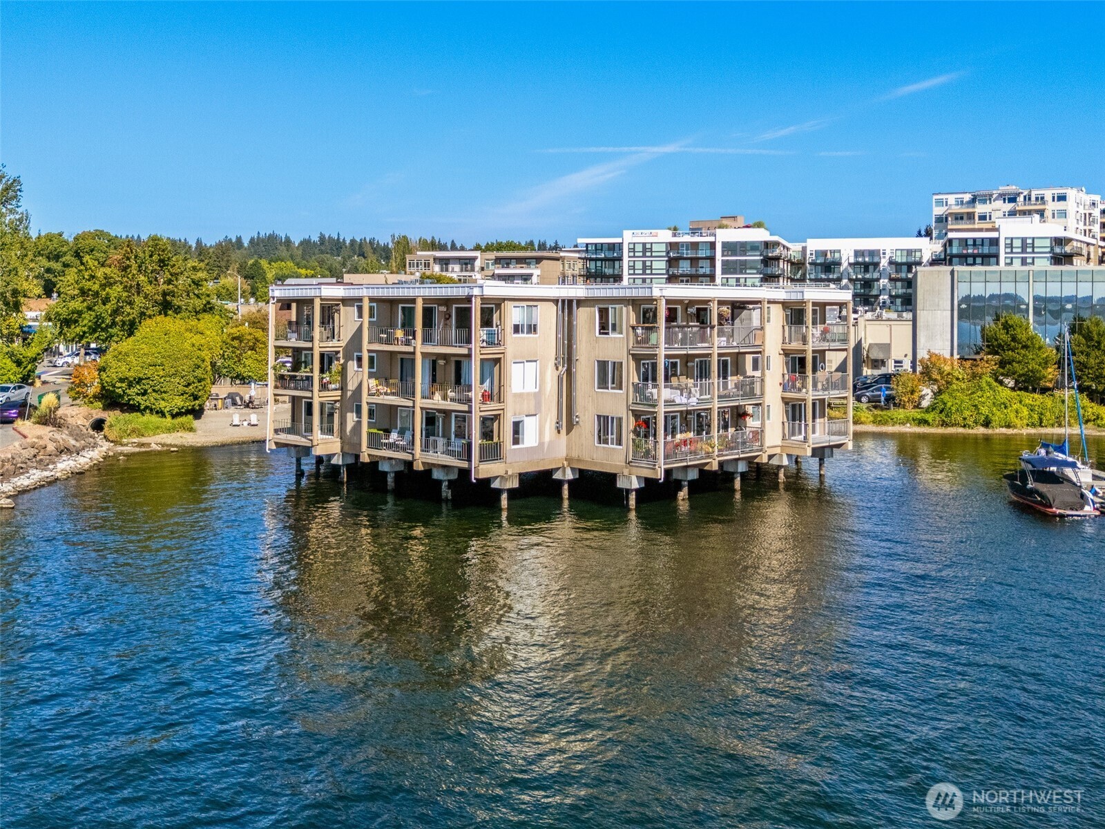 65 Kirkland Avenue Unit: 201