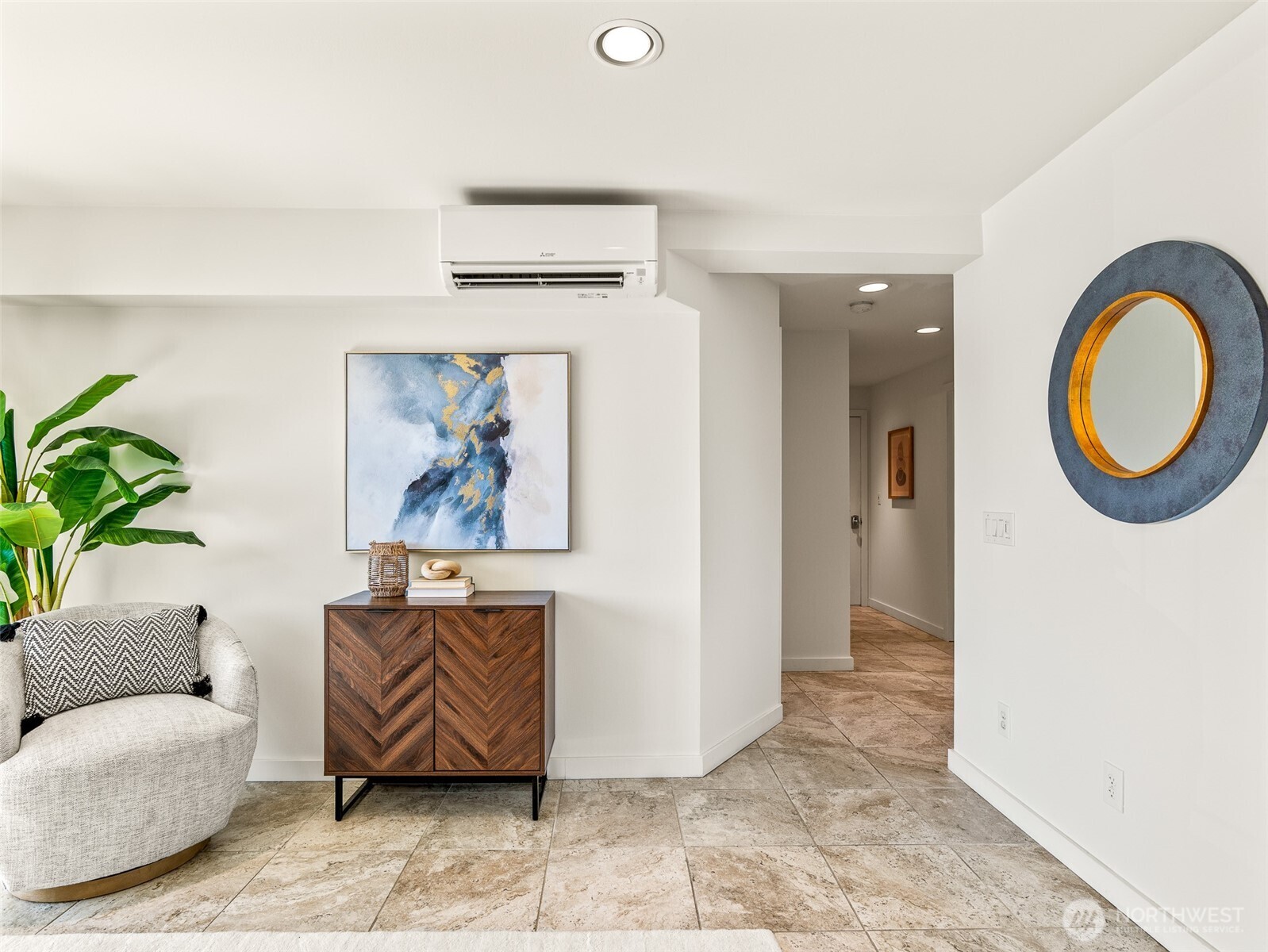 65 Kirkland Avenue Unit: 201