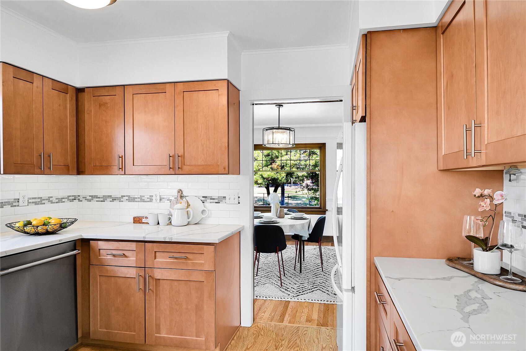 107 W Blaine