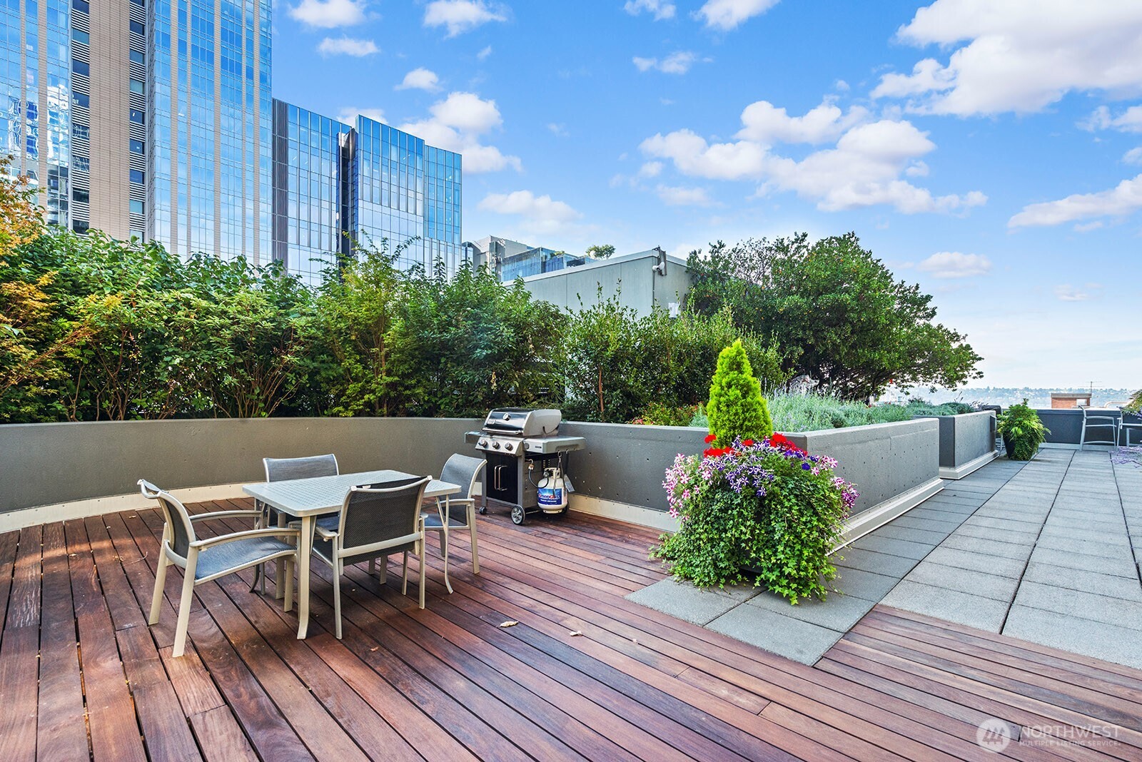 1415 2nd Avenue Unit: 1503