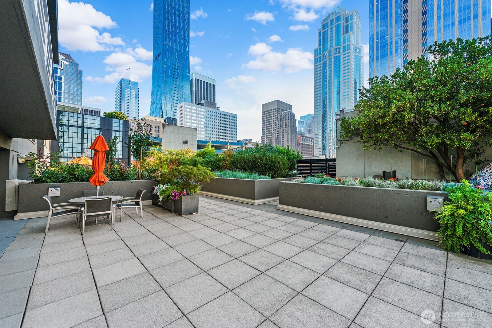 1415 2nd Avenue Unit: 1503