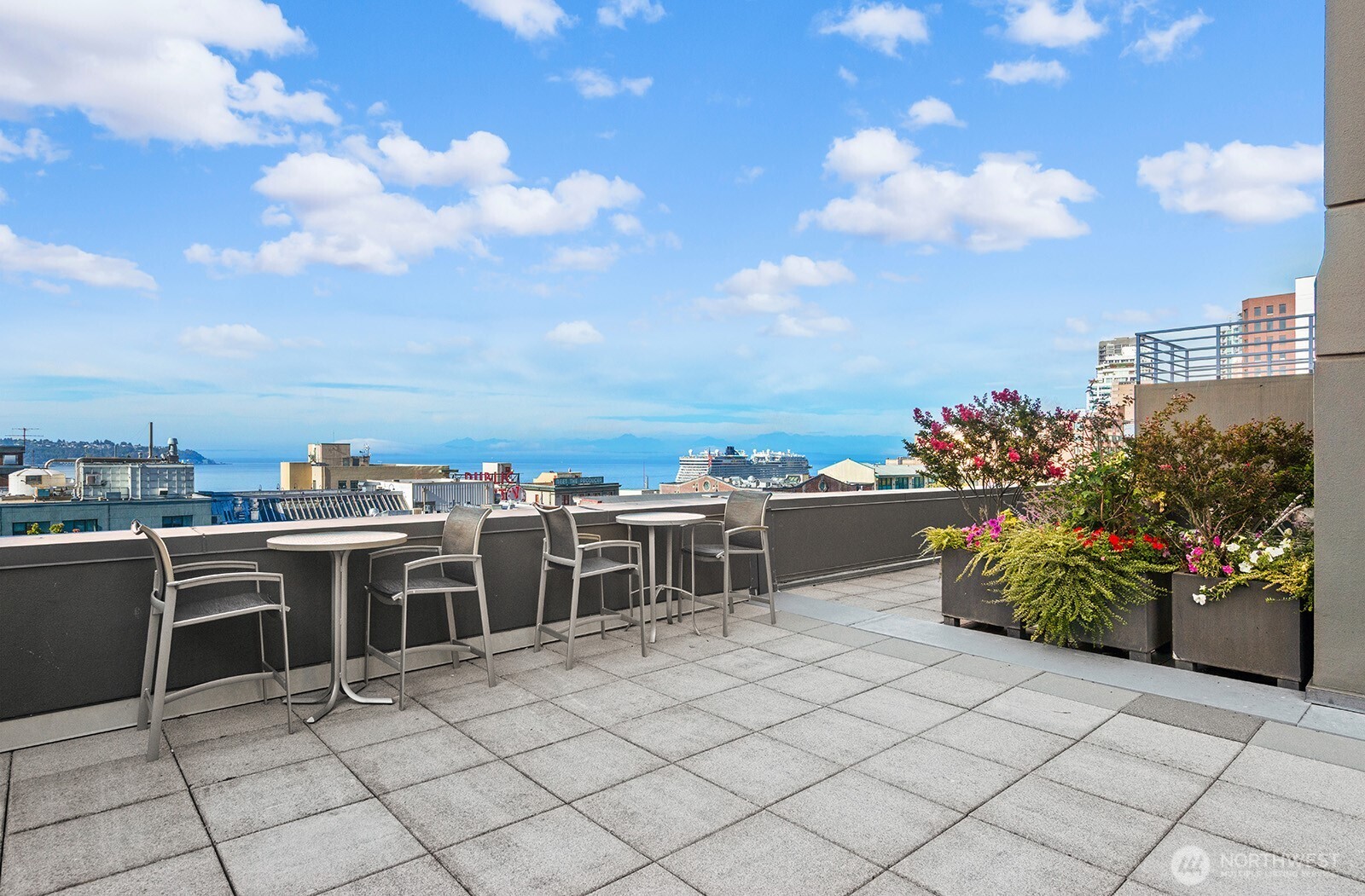 1415 2nd Avenue Unit: 1503