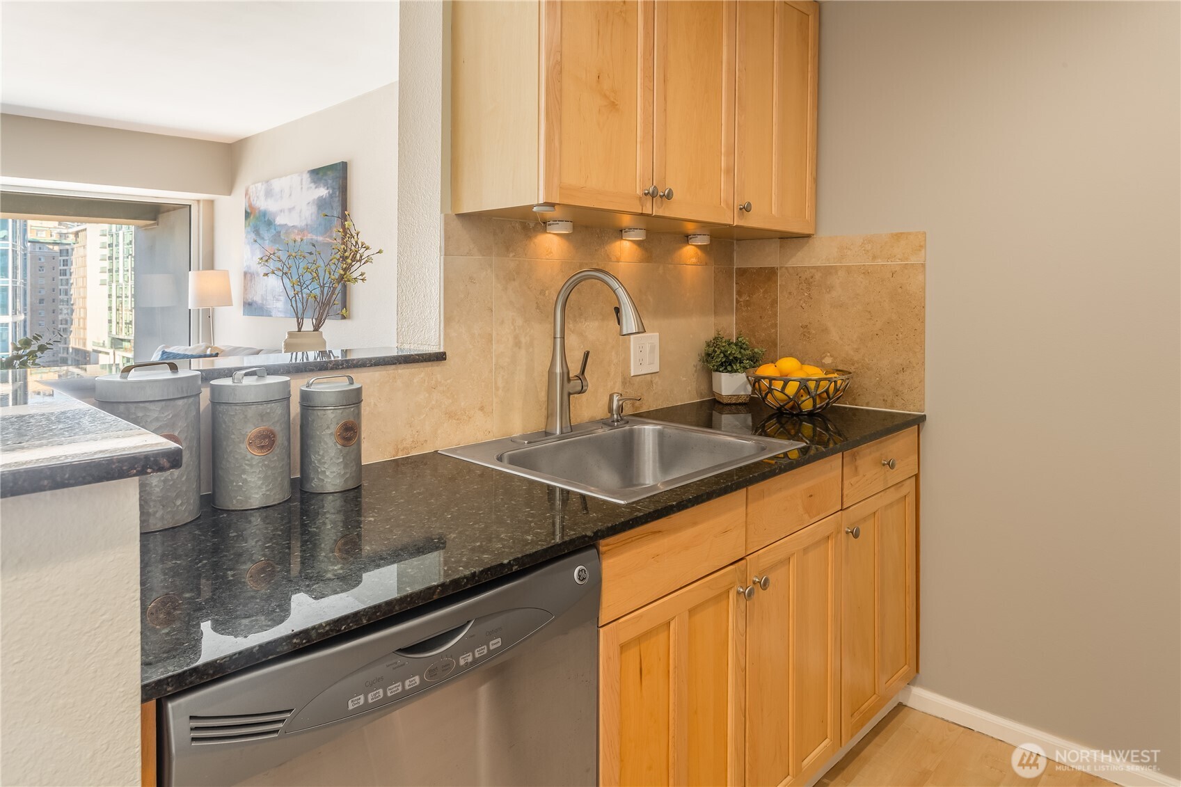 1415 2nd Avenue Unit: 1503