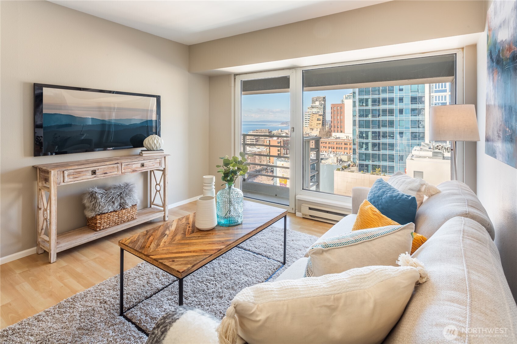 1415 2nd Avenue Unit: 1503