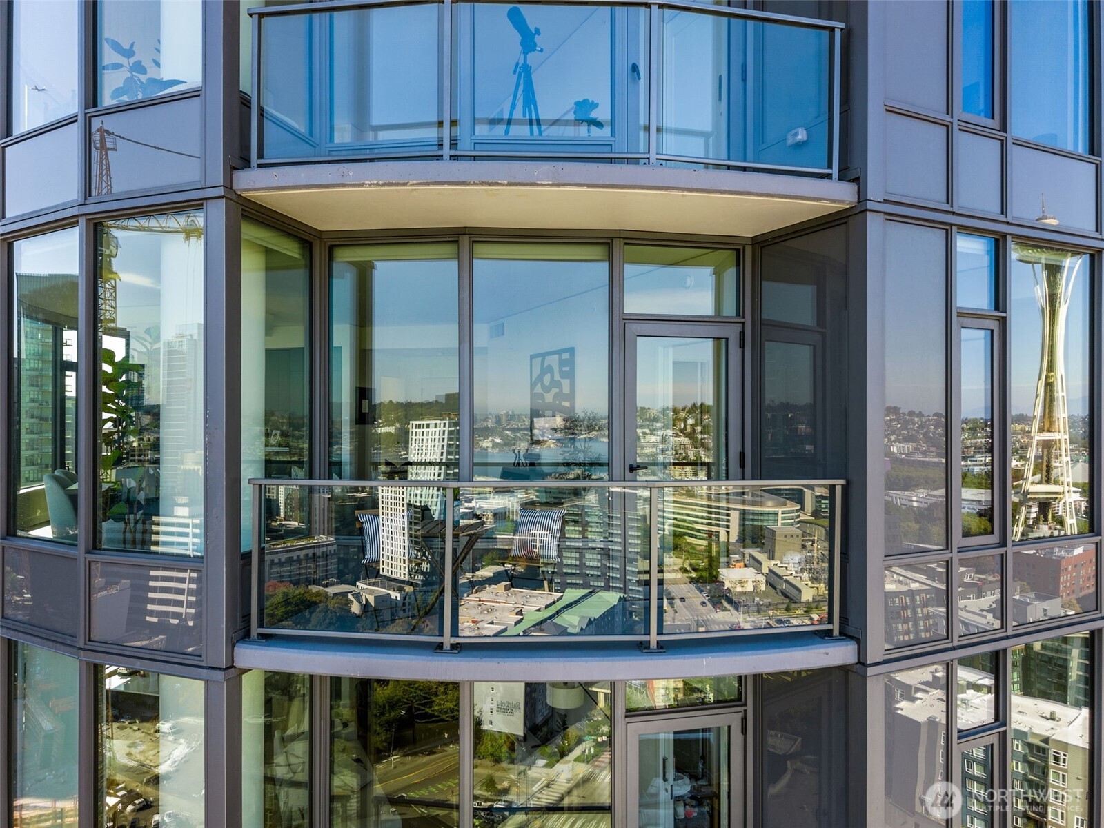 2510 6th Avenue Unit: 2502