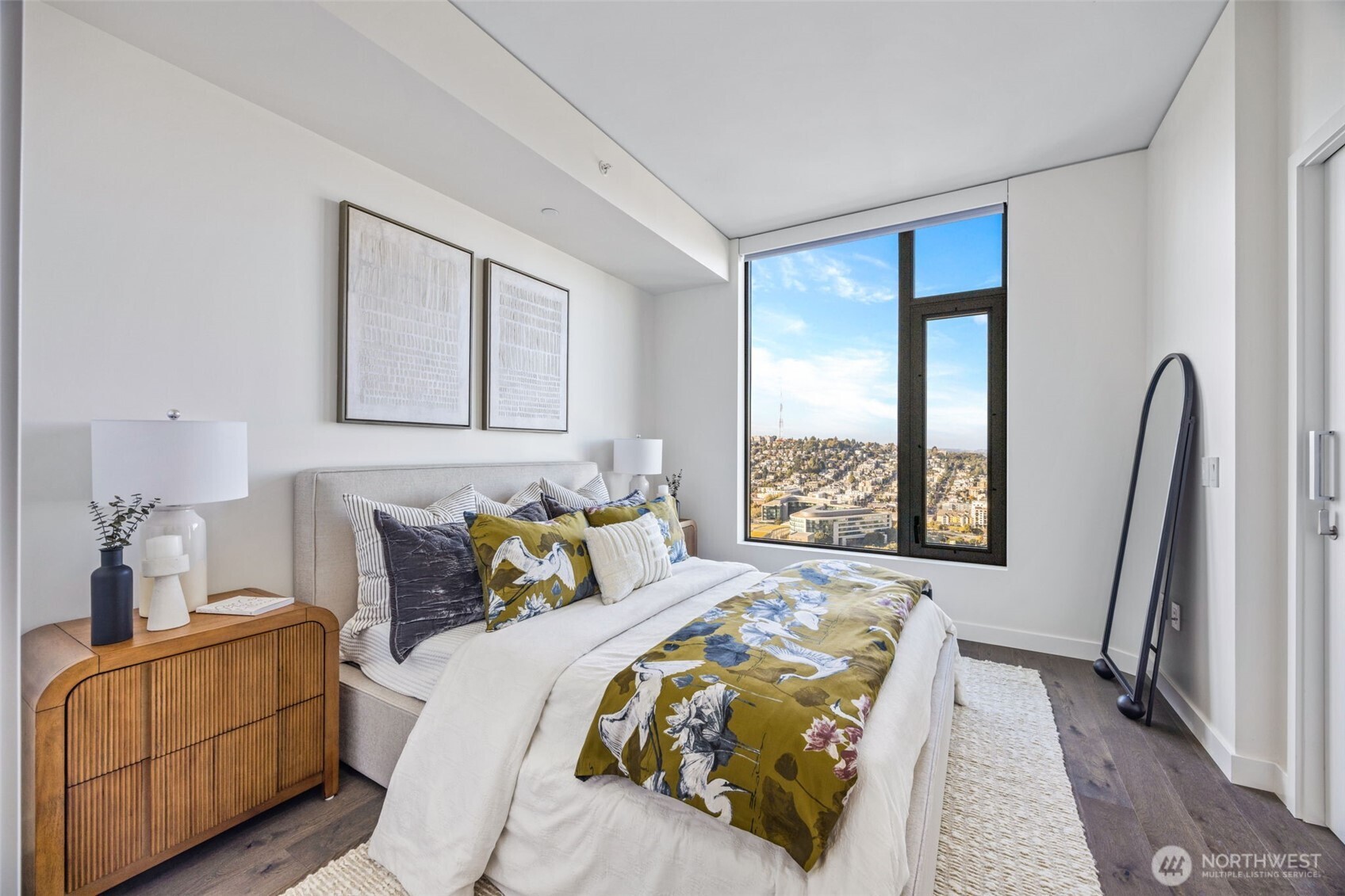 2510 6th Avenue Unit: 2502