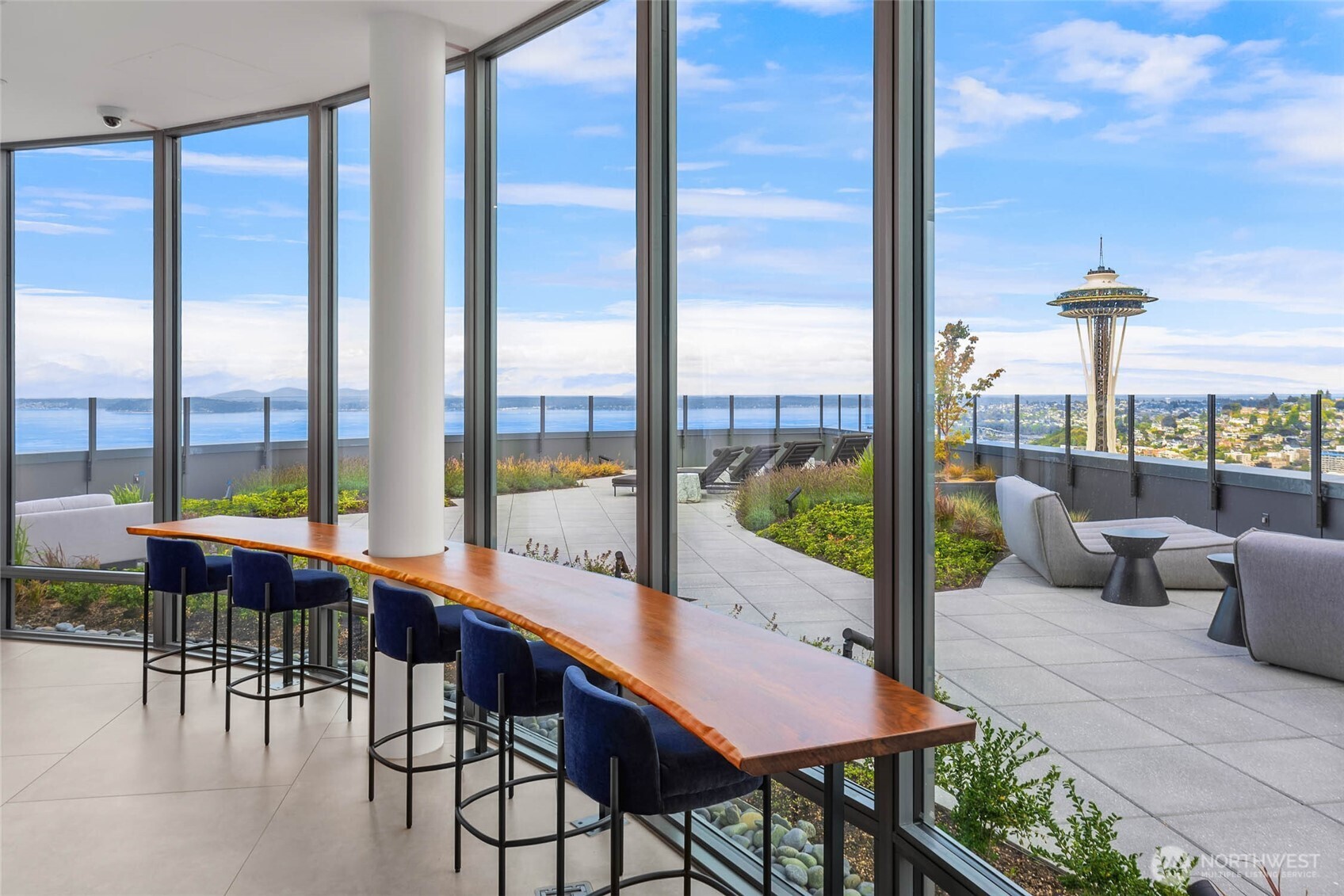 2510 6th Avenue Unit: 2502