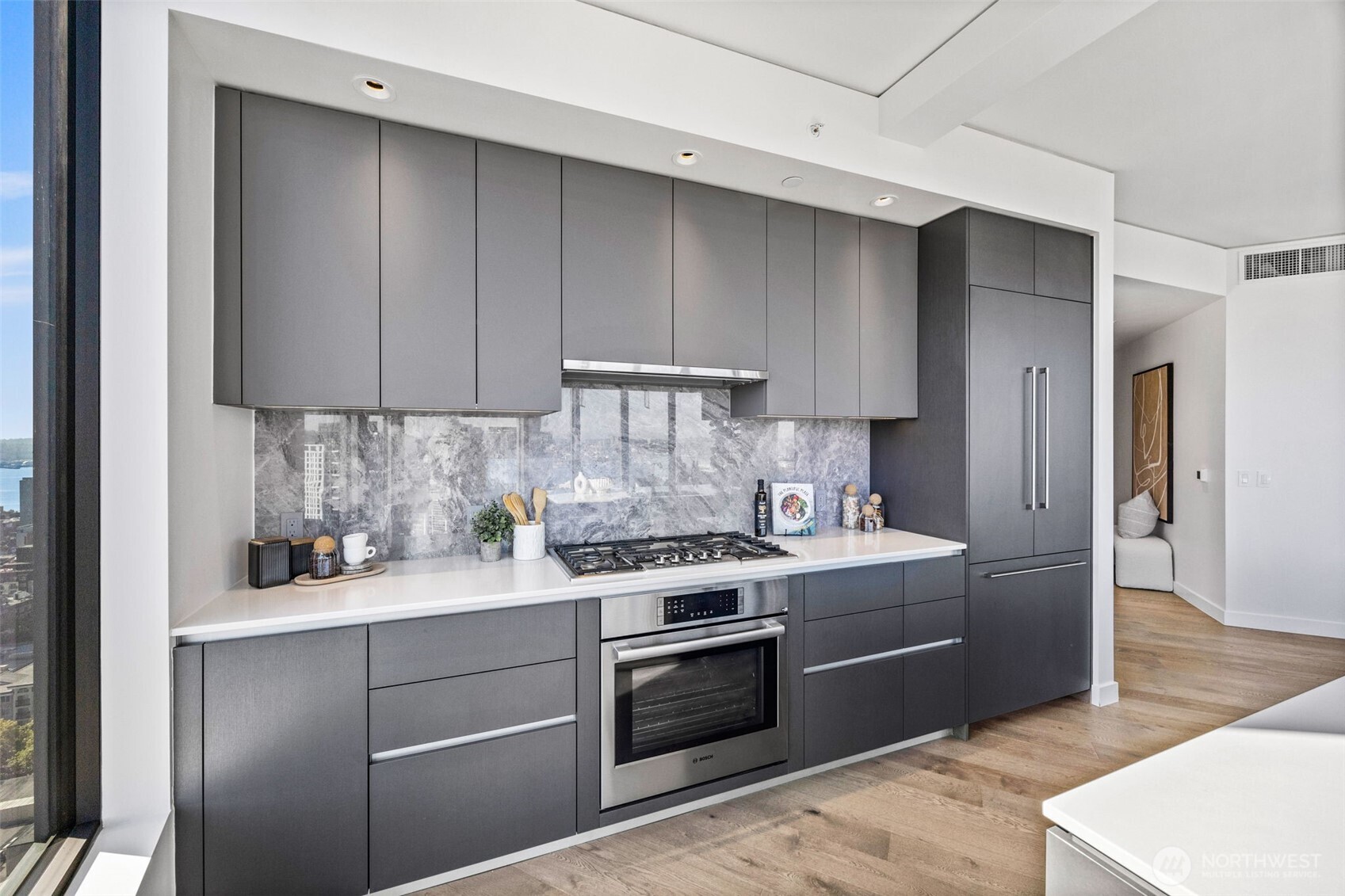 2510 6th Avenue Unit: 2502