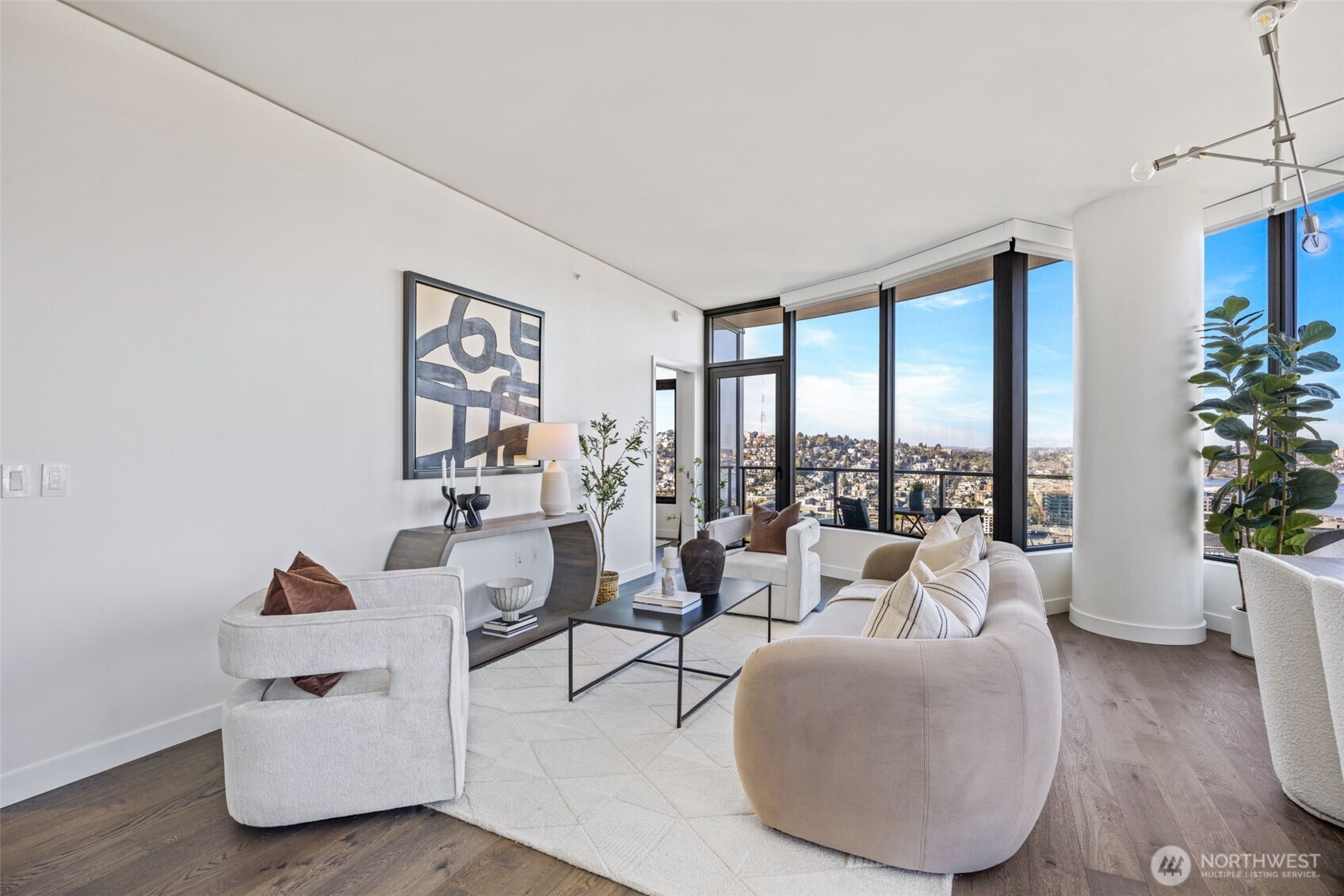 2510 6th Avenue Unit: 2502