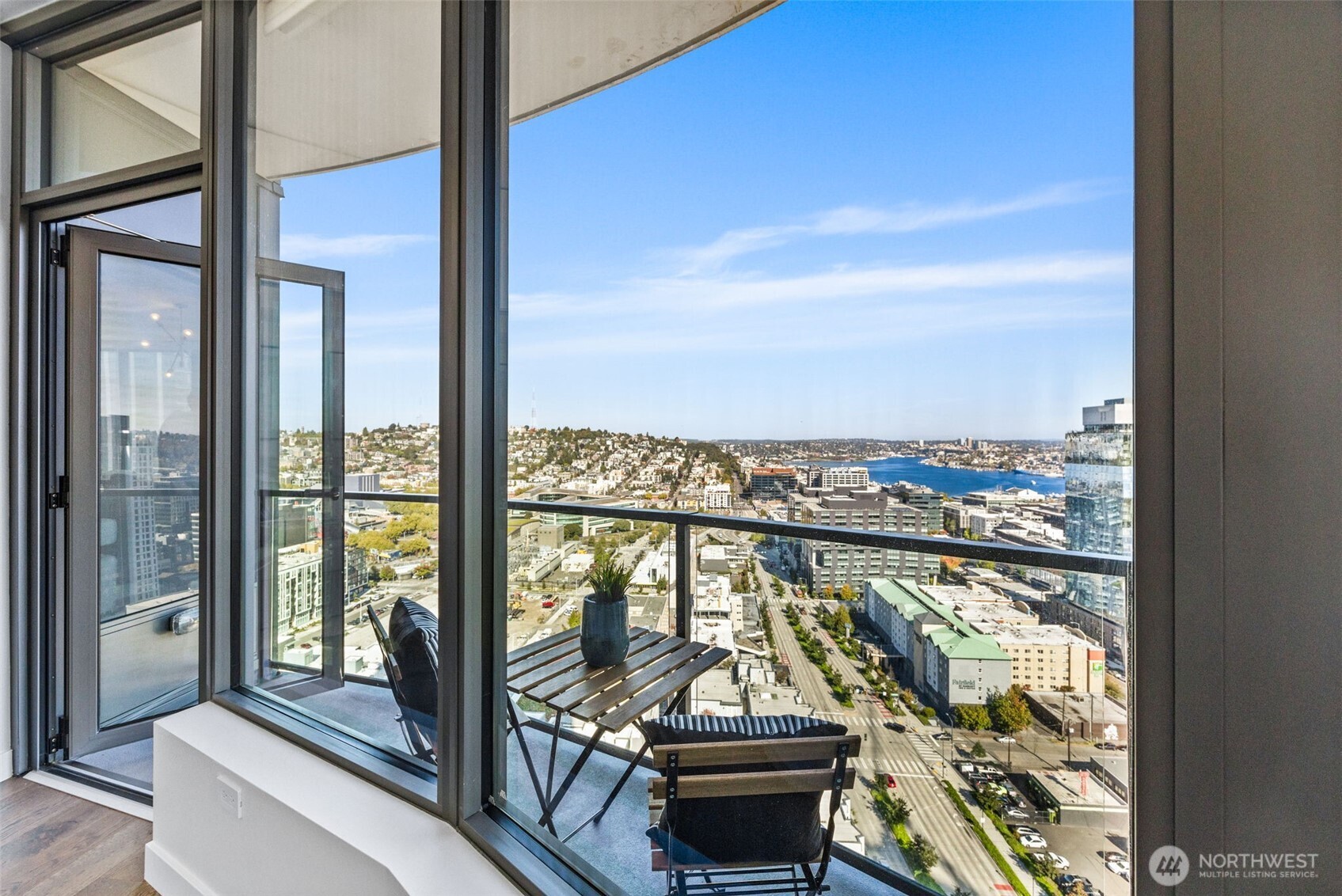 2510 6th Avenue Unit: 2502