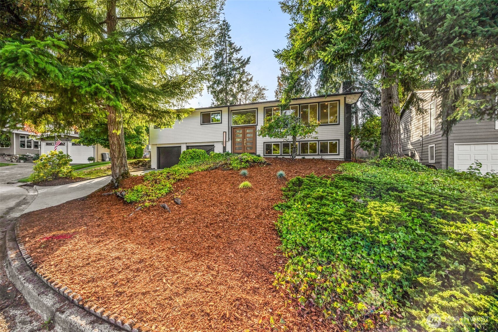 6225 122nd Avenue SE