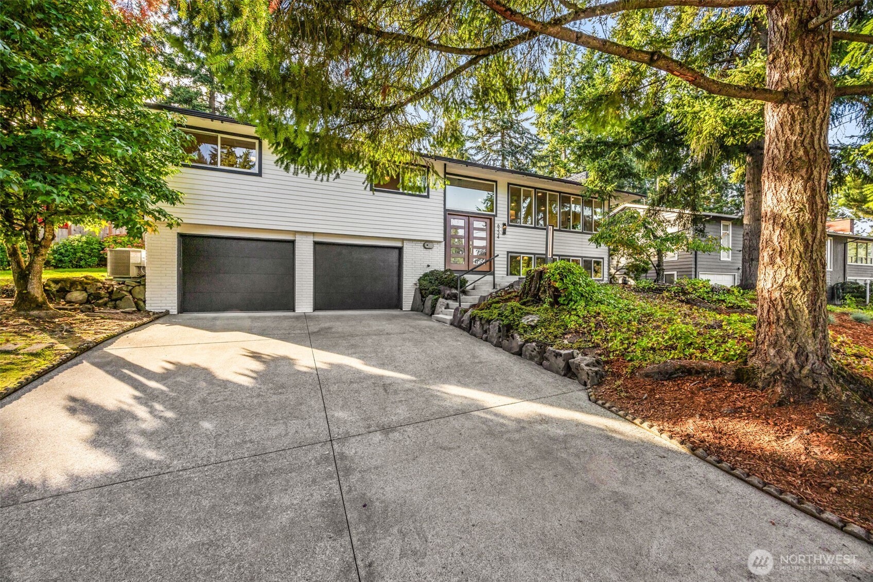 6225 122nd Avenue SE