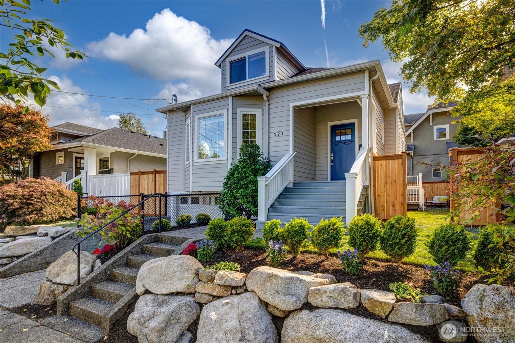 321 W Garfield
