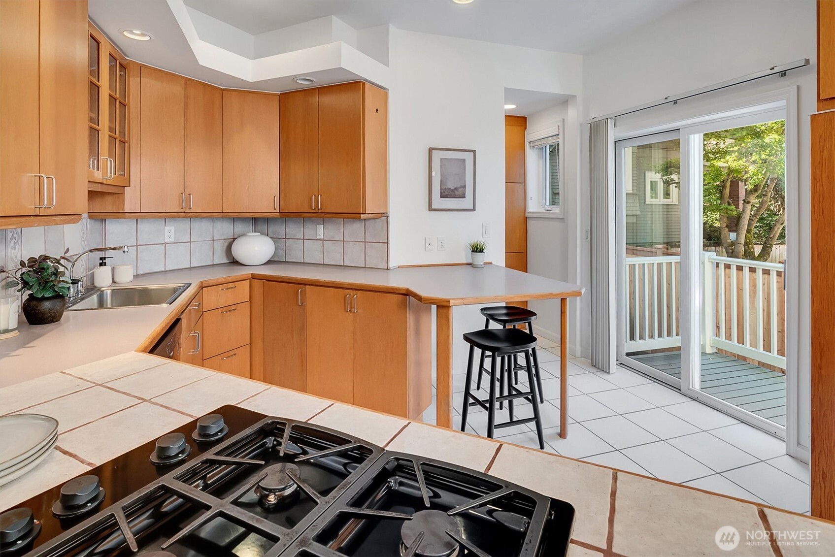 321 W Garfield