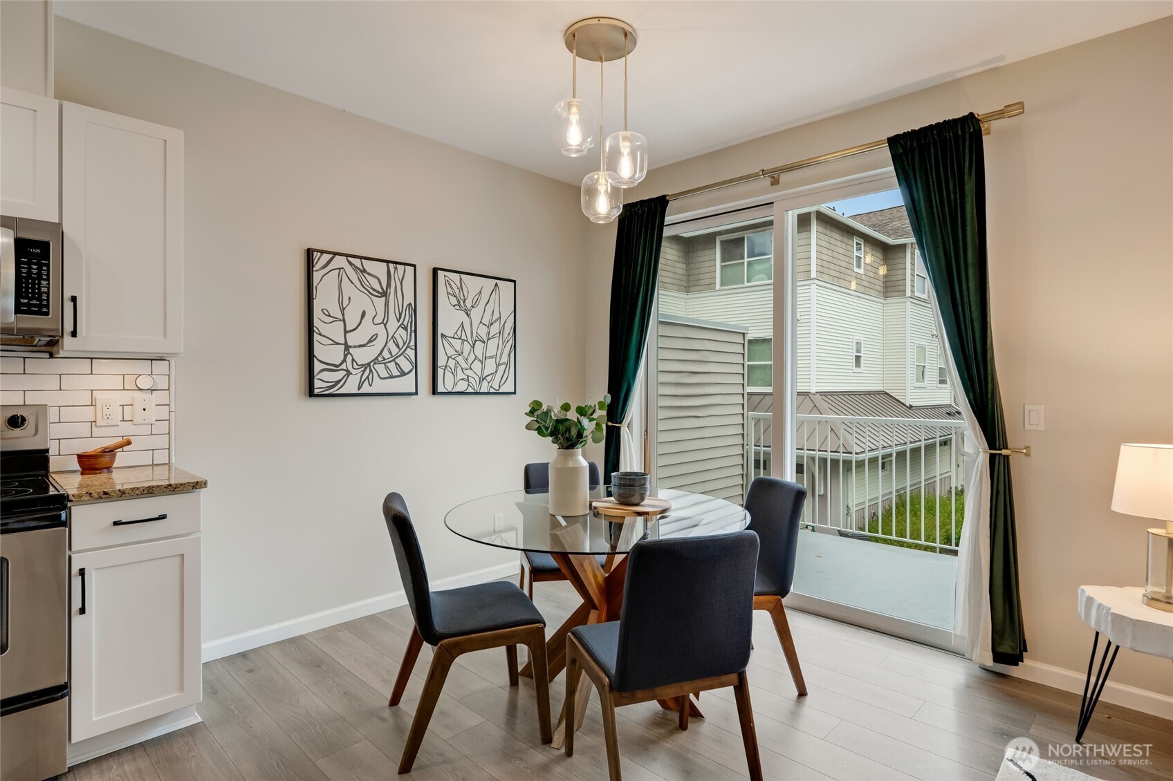 2800 SW Raymond Street Unit: 207