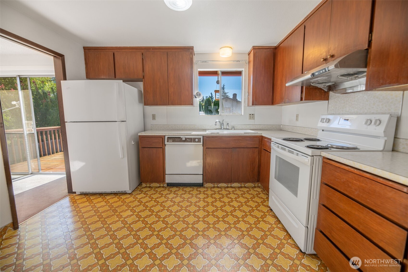 817 S 28th Court
